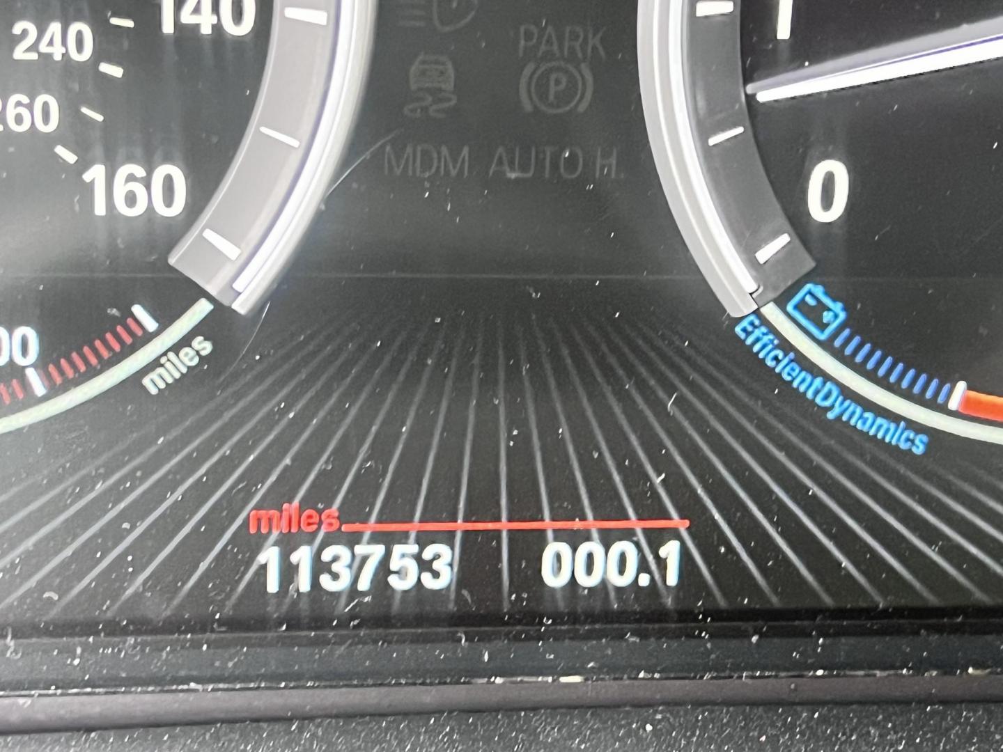 2015 Silver Metallic /black BMW X5 sDrive35i (5UXKR2C55F0) with an 3.0L L6 DOHC 24V engine, 8-Speed Automatic transmission, located at 30 S. Berkeley Avenue, Pasadena, CA, 91107, (626) 248-7567, 34.145447, -118.109398 - Crown City Motors is a used “Buy Here Pay Here” car dealer in Pasadena CA. “Buy Here Pay Here” financing, means that when you purchase your vehicle from our dealership, that you make the payments to the dealership as well. We do not need the banks approval to get you approved for a used auto - Photo#4