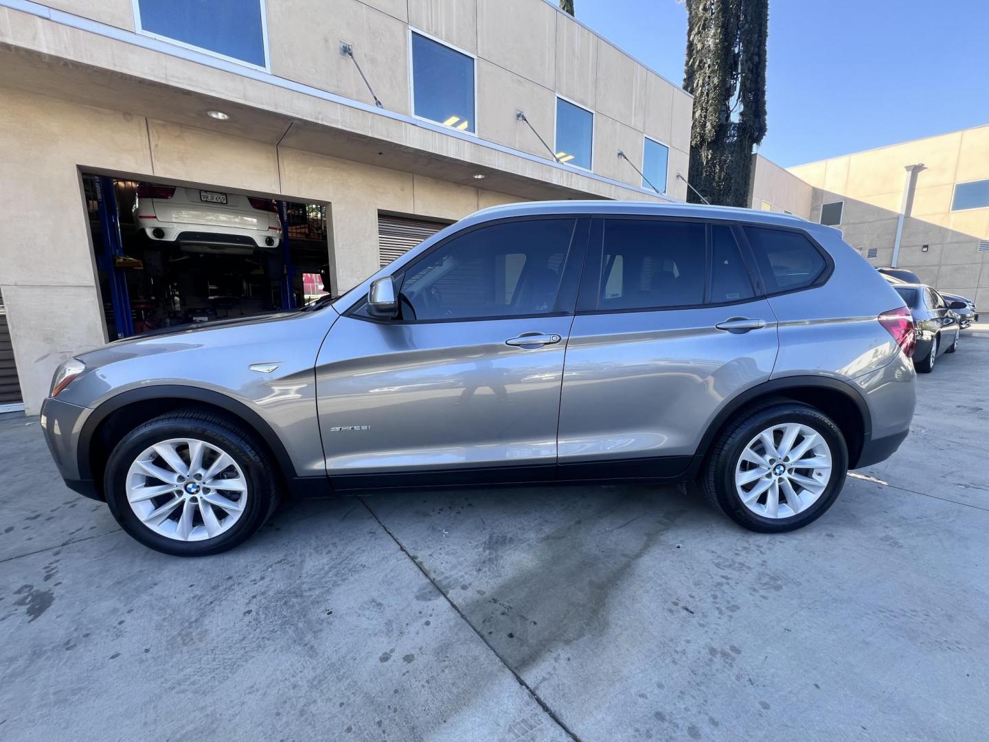 2017 SILVER BMW X3 sDrive28i (5UXWZ7C51H0) with an 2.0L L4 DOHC 16V engine, 8A transmission, located at 30 S. Berkeley Avenue, Pasadena, CA, 91107, (626) 248-7567, 34.145447, -118.109398 - Buy Here Pay Here – BMW Luxury SUV Financing in Pasadena At Crown City Motors, we believe that everyone deserves the opportunity to drive a safe, reliable, and stylish vehicle — regardless of their credit history. That’s why we proudly offer Buy Here Pay Here (BHPH) financing on luxury vehi - Photo#6