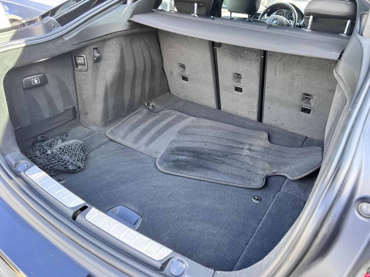 2016 Black /black BMW 4-Series Gran Coupe 428i SULEV (WBA4A9C55GG) with an 2.0L L4 DOHC 16V engine, 8A transmission, located at 30 S. Berkeley Avenue, Pasadena, CA, 91107, (626) 248-7567, 34.145447, -118.109398 - Photo#17