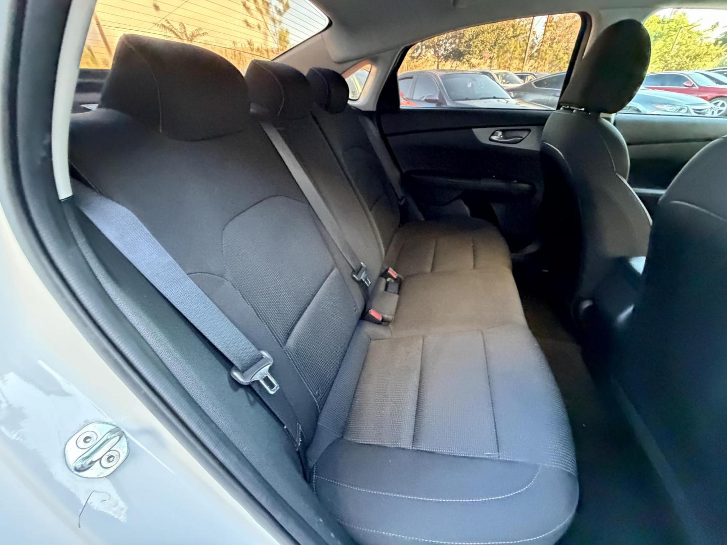 2021 White /black Kia Forte FE (3KPF24AD3ME) with an 2.0L L4 DOHC 16V engine, CVT transmission, located at 30 S. Berkeley Avenue, Pasadena, CA, 91107, (626) 248-7567, 34.145447, -118.109398 - Crown City Motors is a used “Buy Here Pay Here” car dealer in Pasadena CA. “Buy Here Pay Here” financing, means that when you purchase your vehicle from our dealership, that you make the payments to the dealership as well. We do not need the banks approval to get you approved for a used auto - Photo#10