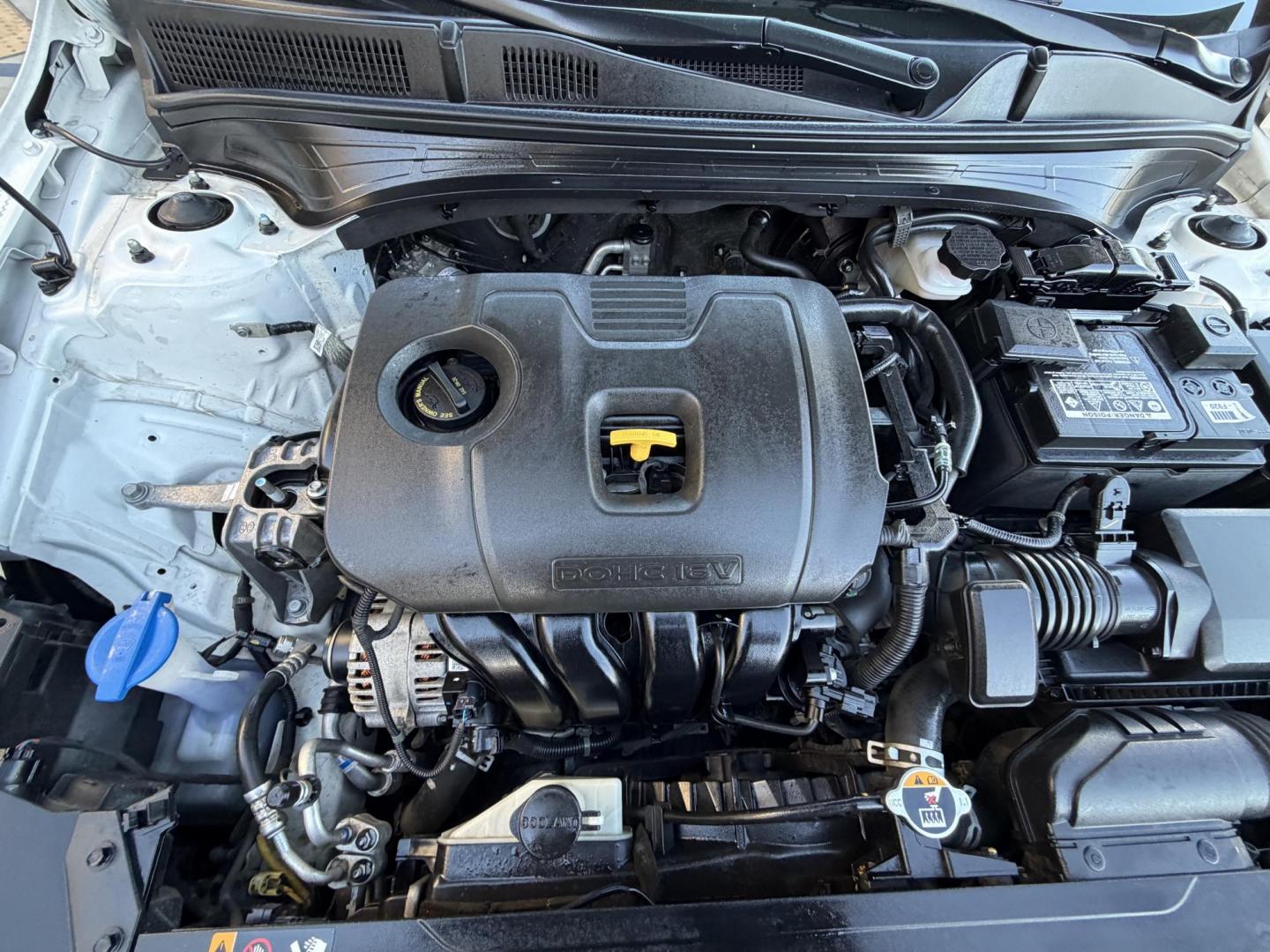 2021 White /black Kia Forte FE (3KPF24AD3ME) with an 2.0L L4 DOHC 16V engine, CVT transmission, located at 30 S. Berkeley Avenue, Pasadena, CA, 91107, (626) 248-7567, 34.145447, -118.109398 - Crown City Motors is a used “Buy Here Pay Here” car dealer in Pasadena CA. “Buy Here Pay Here” financing, means that when you purchase your vehicle from our dealership, that you make the payments to the dealership as well. We do not need the banks approval to get you approved for a used auto - Photo#19