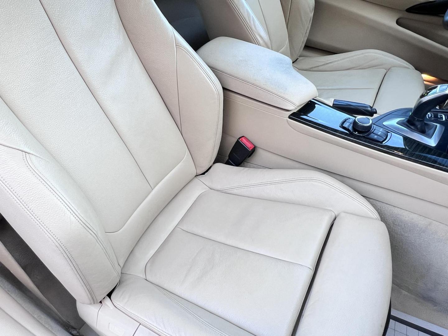 2016 Black /Tan BMW 4-Series 428i SULEV Coupe (WBA3N7C57GK) with an 2.0L L4 DOHC 16V engine, 8A transmission, located at 30 S. Berkeley Avenue, Pasadena, CA, 91107, (626) 248-7567, 34.145447, -118.109398 - At Crown City Motors, we understand that life can throw financial challenges your way. That’s why we proudly offer Buy Here Pay Here (BHPH) financing to help drivers in Pasadena and the greater Los Angeles area get into the vehicles they need — even when traditional lenders say no. One of the st - Photo#24