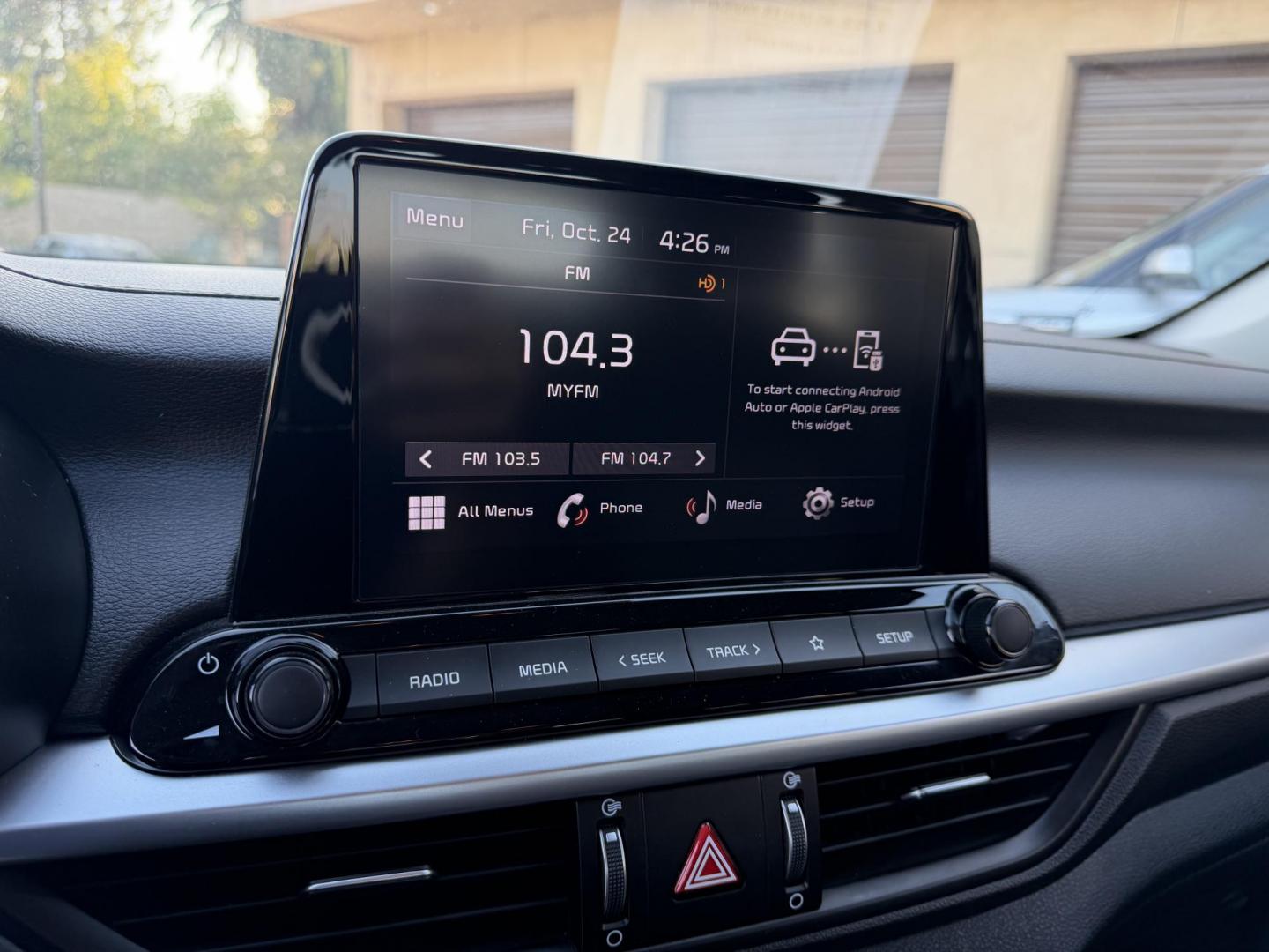 2024 White /BLACK Kia Forte LX (3KPF24AD2RE) with an 2.0L L4 DOHC 16V engine, CVT transmission, located at 30 S. Berkeley Avenue, Pasadena, CA, 91107, (626) 248-7567, 34.145447, -118.109398 - Crown City Motors is a used “Buy Here Pay Here” car dealer in Pasadena CA. “Buy Here Pay Here” financing, means that when you purchase your vehicle from our dealership, that you make the payments to the dealership as well. We do not need the banks approval to get you approved for a used auto - Photo#17