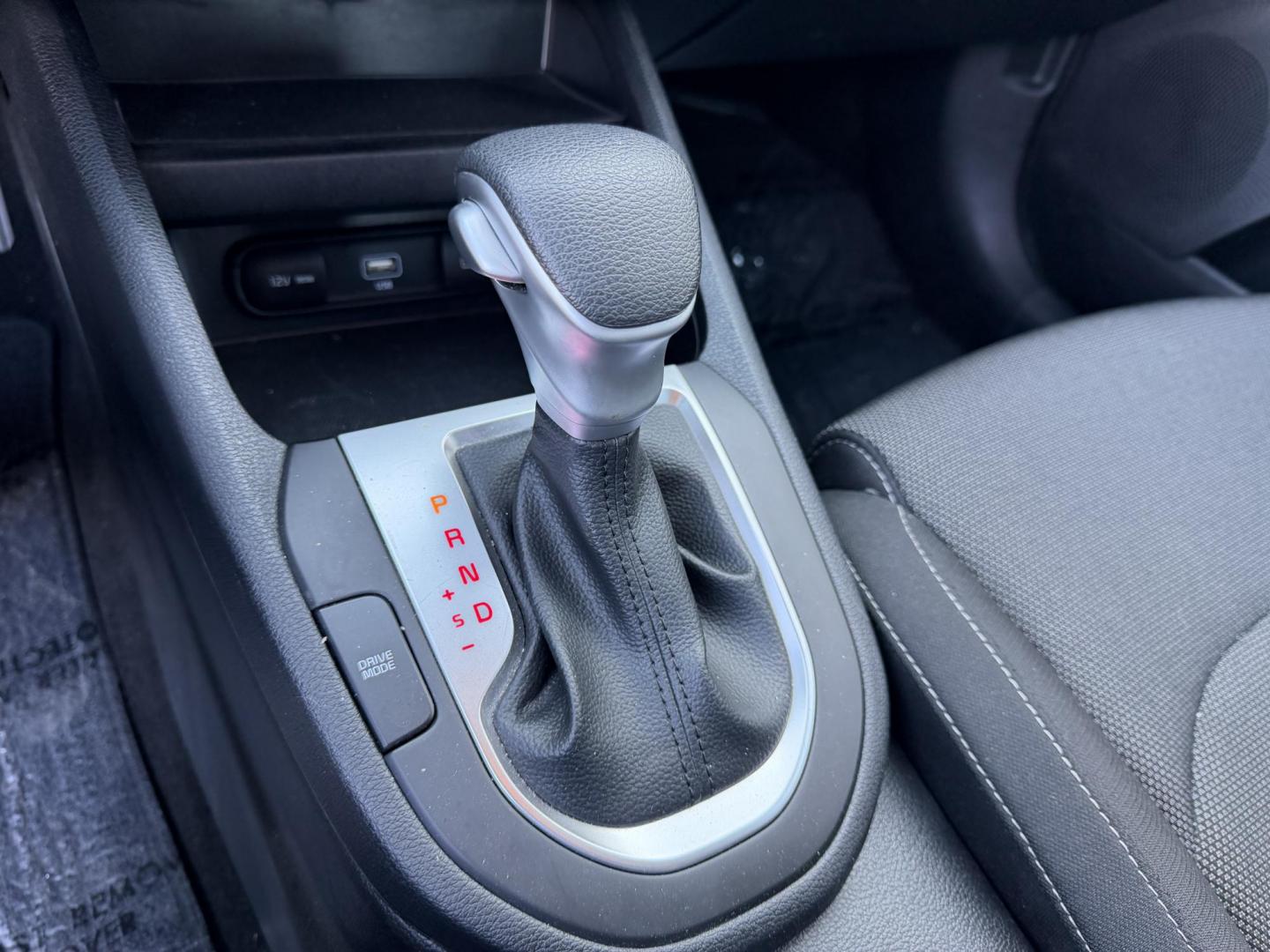 2024 White /BLACK Kia Forte LX (3KPF24AD2RE) with an 2.0L L4 DOHC 16V engine, CVT transmission, located at 30 S. Berkeley Avenue, Pasadena, CA, 91107, (626) 248-7567, 34.145447, -118.109398 - Crown City Motors is a used “Buy Here Pay Here” car dealer in Pasadena CA. “Buy Here Pay Here” financing, means that when you purchase your vehicle from our dealership, that you make the payments to the dealership as well. We do not need the banks approval to get you approved for a used auto - Photo#21