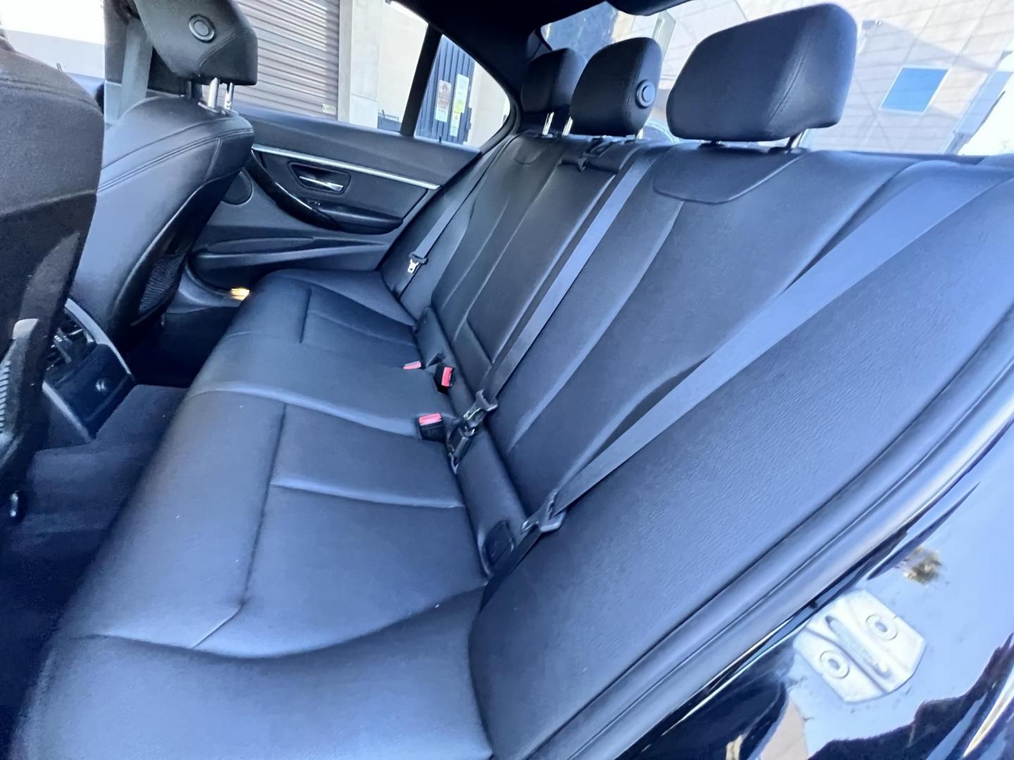 2017 BMW X1 sDrive28i (WBXHU7C36HP) with an 2.0L L4 DOHC 16V engine, 8A transmission, located at 30 S. Berkeley Avenue, Pasadena, CA, 91107, (626) 248-7567, 34.145447, -118.109398 - Photo#10