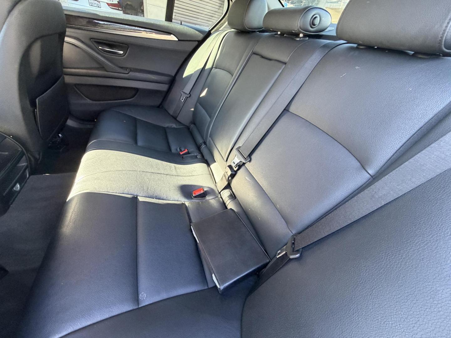 2016 BLACK /black BMW 5-Series 528i (WBA5A5C5XGG) with an 2.0L L4 DOHC 16V TURBO engine, 8A transmission, located at 30 S. Berkeley Avenue, Pasadena, CA, 91107, (626) 248-7567, 34.145447, -118.109398 - Crown City Motors is a used “Buy Here Pay Here” car dealer in Pasadena CA. “Buy Here Pay Here” financing, means that when you purchase your vehicle from our dealership, that you make the payments to the dealership as well. We do not need the banks approval to get you approved for a used auto - Photo#19