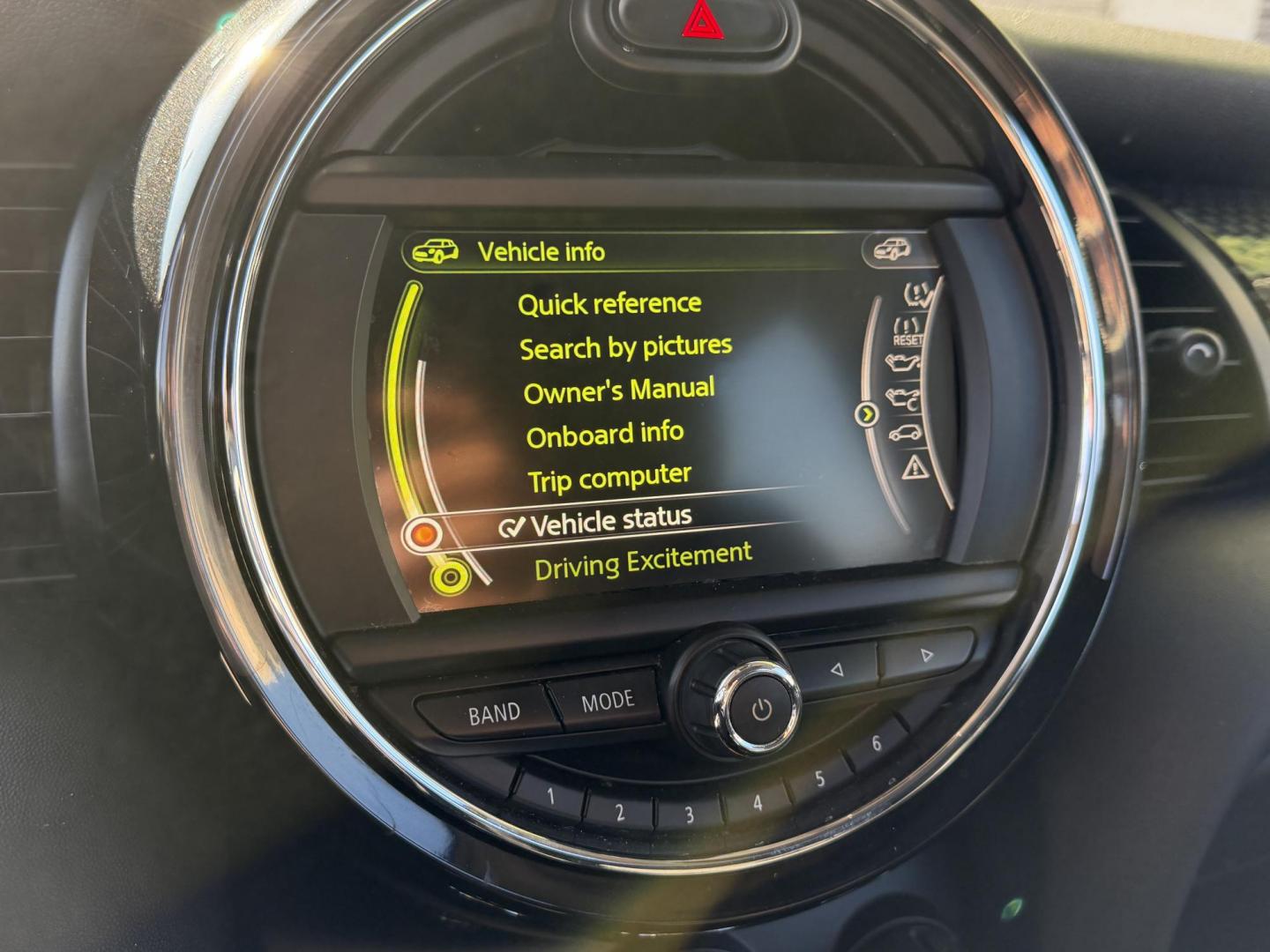 2018 Ruby Red /BLACK Mini Cooper S 3-Door (WMWXU3C57J2) with an 1.5L L3 engine, AUTOMATIC transmission, located at 30 S. Berkeley Avenue, Pasadena, CA, 91107, (626) 248-7567, 34.145447, -118.109398 - 237406 Crown City Motors is a used “Buy Here Pay Here” car dealer in Pasadena CA. “Buy Here Pay Here” financing, means that when you purchase your vehicle from our dealership, that you make the payments to the dealership as well. We do not need the banks approval to get you approved for a - Photo#17