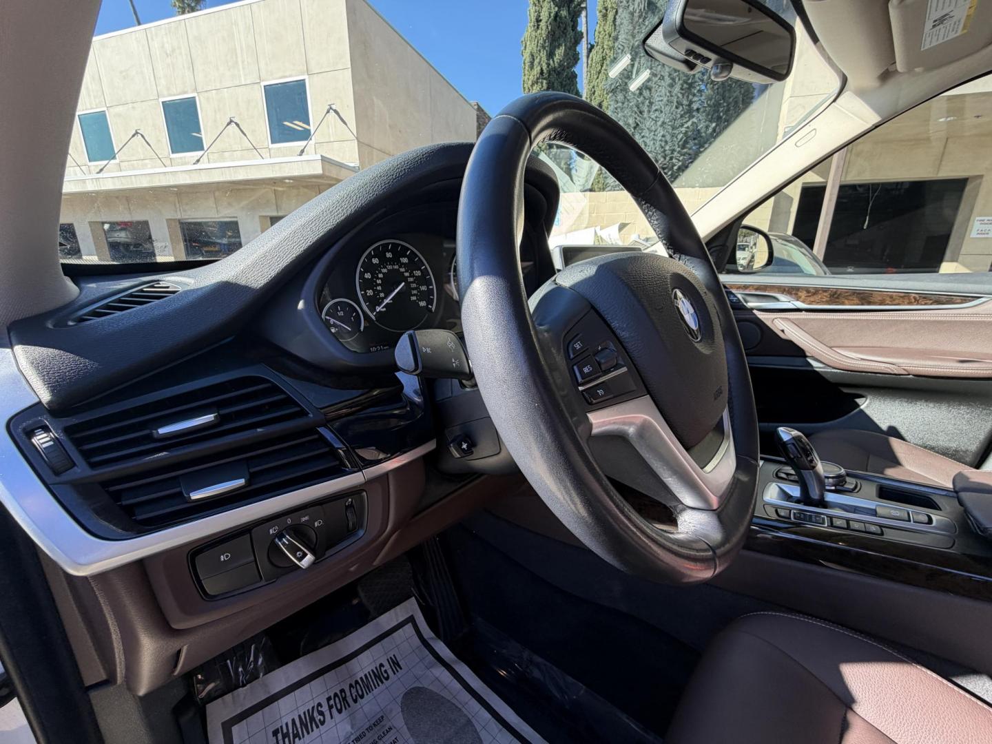 2016 Alpine White /Black BMW X5 xDrive35i (5UXKR0C59G0) with an 3.0L L6 DOHC 24V engine, 8A transmission, located at 30 S. Berkeley Avenue, Pasadena, CA, 91107, (626) 248-7567, 34.145447, -118.109398 - 2016 BMW X5 – White – VIN: 5UXKR0C59G0P24798 Luxury SUV with In-House Financing Available – Crown City Motors, Pasadena If you’re searching for a luxury SUV with bad credit financing, this white 2016 BMW X5 is a standout option. Available now at Crown City Motors in Pasadena, this prem - Photo#19