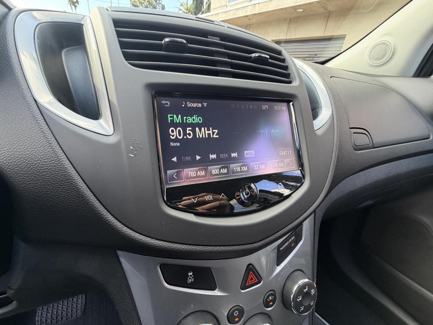 2016 Gray metallic /Black Chevrolet Trax LT AWD (3GNCJPSBXGL) with an 1.4L L4 DOHC 16V engine, 6A transmission, located at 30 S. Berkeley Avenue, Pasadena, CA, 91107, (626) 248-7567, 34.145447, -118.109398 - 2016 Chevrolet Equinox – Gray Exterior & Black Interior – VIN: 3GNCJPSBXGL218890 Reliable SUV with Buy Here Pay Here Financing – Crown City Motors, Pasadena Looking for a dependable SUV with flexible financing options? This 2016 Chevrolet Equinox finished in sleek gray with a black inter - Photo#15