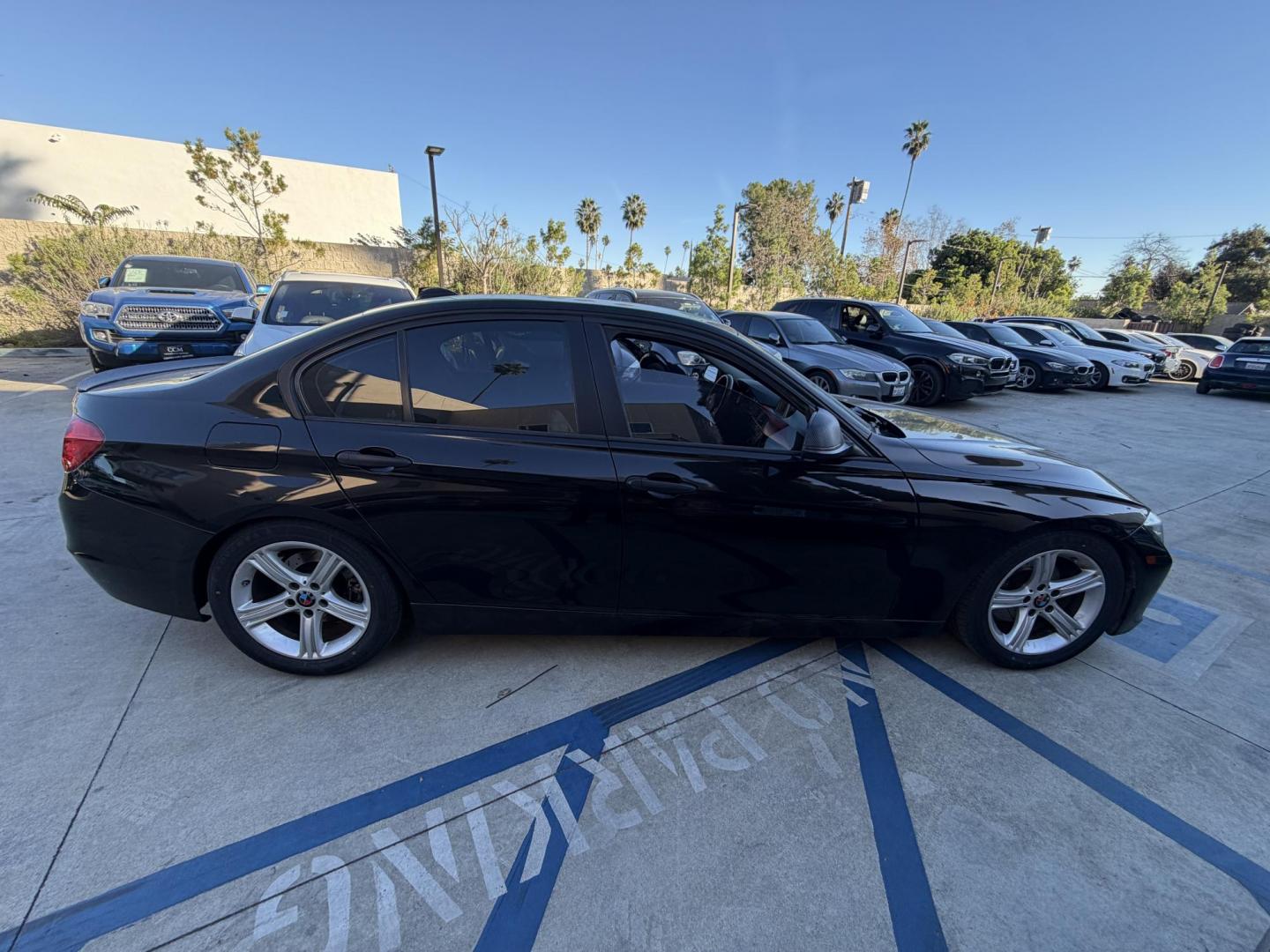 2015 BLACK /Black BMW 3-Series 320i Sedan (WBA3B1G58FN) with an 2.0L L4 DOHC 16V engine, 8-Speed Automatic transmission, located at 30 S. Berkeley Avenue, Pasadena, CA, 91107, (626) 248-7567, 34.145447, -118.109398 - This BMW 3 Series sedan offers an ideal balance of performance, comfort, and everyday usability. BMW engineered the 3 Series with a driver-focused cockpit, precise steering, and a suspension that delivers both sportiness and comfort. Highlights commonly associated with the BMW 3 Series include: - Photo#16