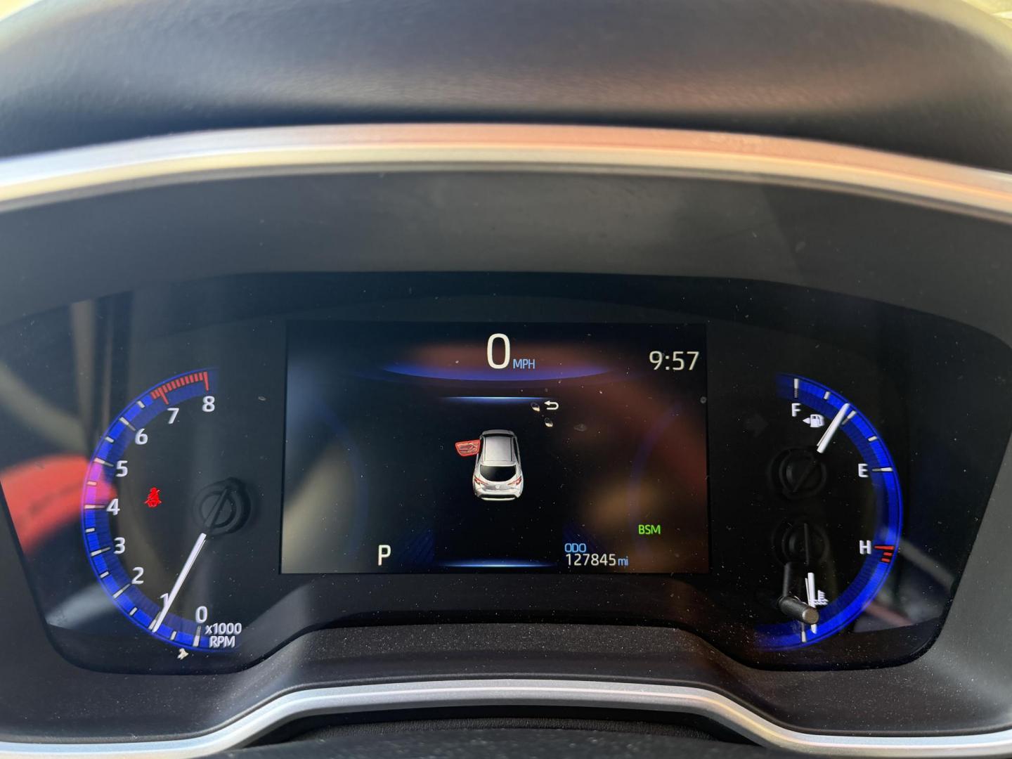 2019 White /BLACK Toyota Corolla L CVT (JTNK4RBE1K3) with an 1.8L L4 DOHC 16V engine, CVT transmission, located at 30 S. Berkeley Avenue, Pasadena, CA, 91107, (626) 248-7567, 34.145447, -118.109398 - Crown City Motors is a used “Buy Here Pay Here” car dealer in Pasadena CA. “Buy Here Pay Here” financing, means that when you purchase your vehicle from our dealership, that you make the payments to the dealership as well. We do not need the banks approval to get you approved for a used auto - Photo#4