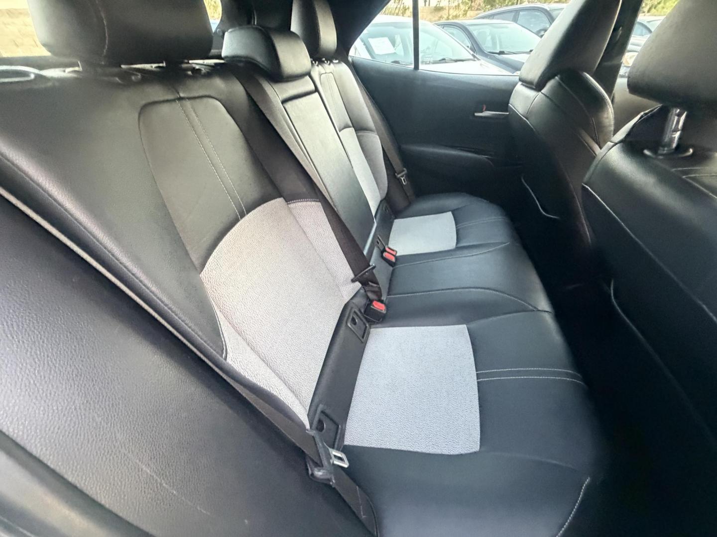 2019 White /BLACK Toyota Corolla L CVT (JTNK4RBE1K3) with an 1.8L L4 DOHC 16V engine, CVT transmission, located at 30 S. Berkeley Avenue, Pasadena, CA, 91107, (626) 248-7567, 34.145447, -118.109398 - Crown City Motors is a used “Buy Here Pay Here” car dealer in Pasadena CA. “Buy Here Pay Here” financing, means that when you purchase your vehicle from our dealership, that you make the payments to the dealership as well. We do not need the banks approval to get you approved for a used auto - Photo#20