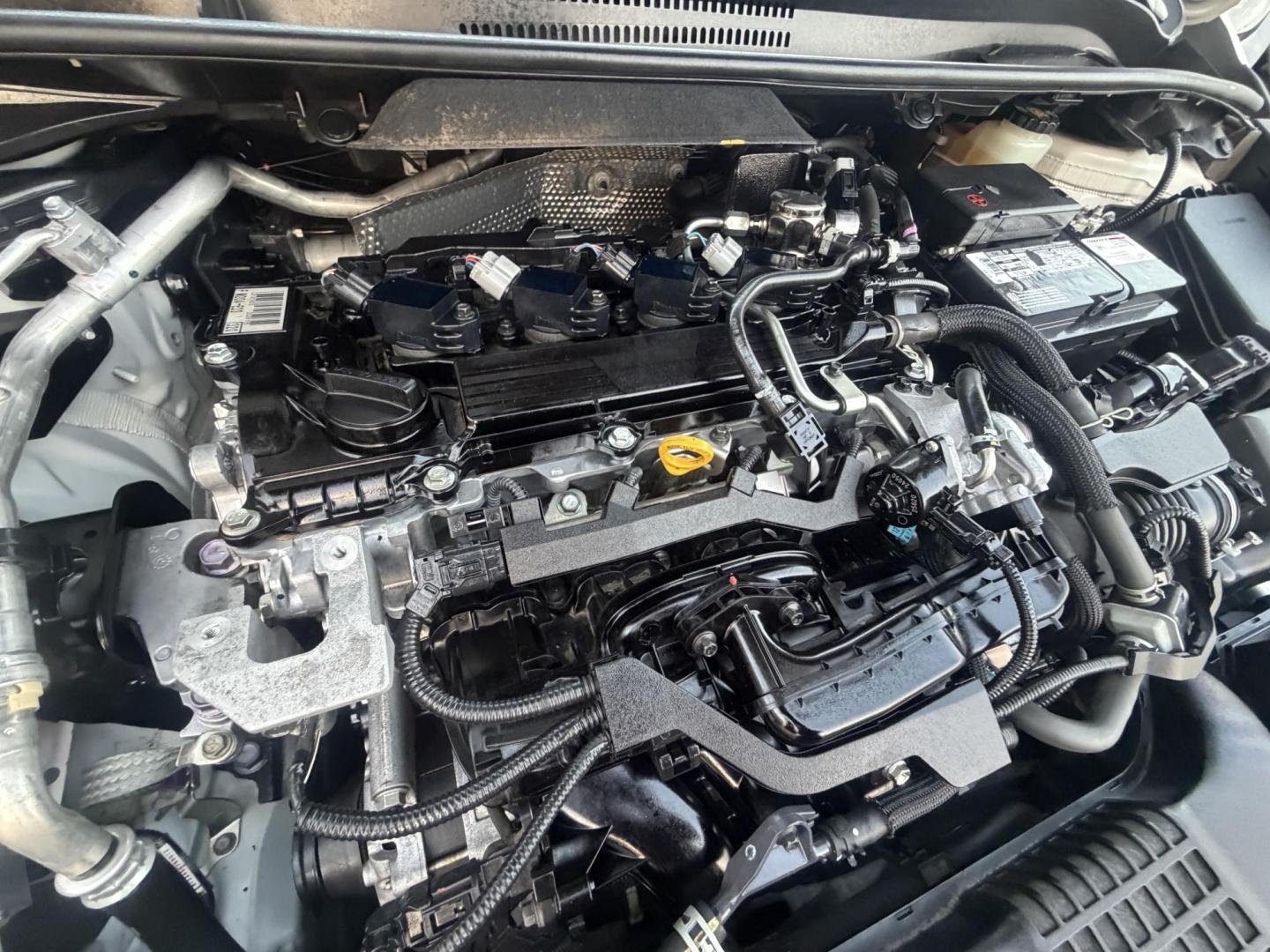 2019 White /BLACK Toyota Corolla L CVT (JTNK4RBE1K3) with an 1.8L L4 DOHC 16V engine, CVT transmission, located at 30 S. Berkeley Avenue, Pasadena, CA, 91107, (626) 248-7567, 34.145447, -118.109398 - Crown City Motors is a used “Buy Here Pay Here” car dealer in Pasadena CA. “Buy Here Pay Here” financing, means that when you purchase your vehicle from our dealership, that you make the payments to the dealership as well. We do not need the banks approval to get you approved for a used auto - Photo#25