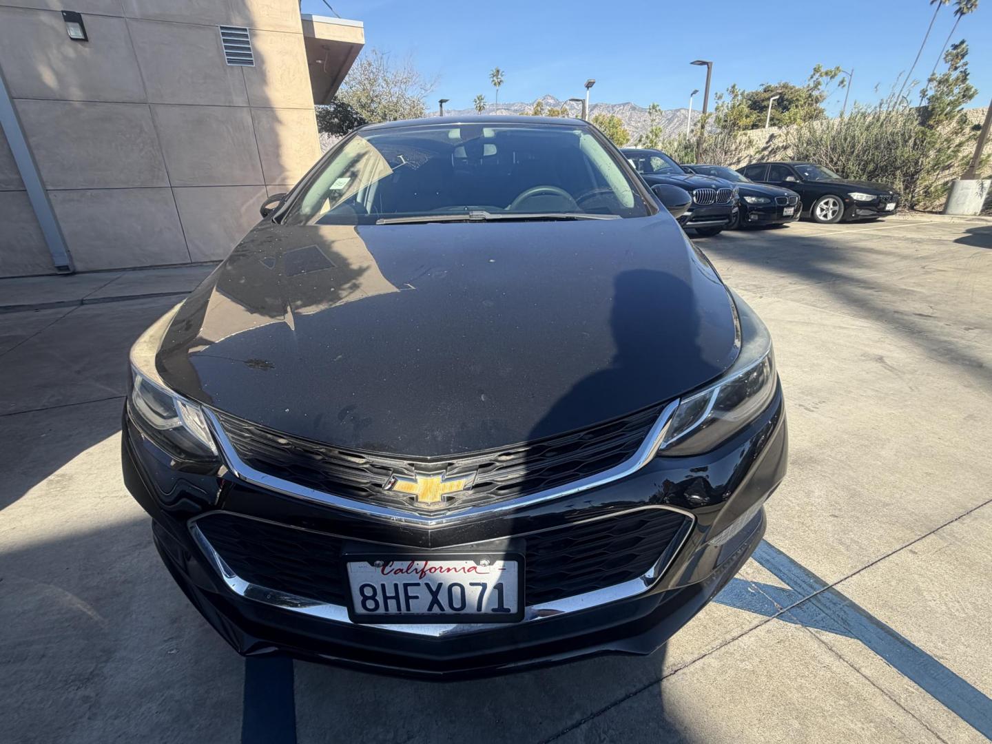 2018 Chevrolet Cruze LT Auto (1G1BE5SM4J7) with an 1.4L L4 DOHC 16V TURBO engine, 6A transmission, located at 30 S. Berkeley Avenue, Pasadena, CA, 91107, (626) 248-7567, 34.145447, -118.109398 - Photo#5