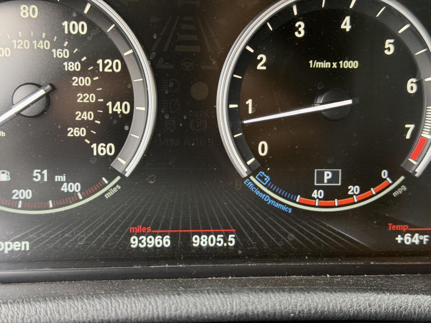 2014 BMW X3 xDrive28i (5UXWX9C51E0) with an 2.0L L4 DOHC 16V engine, 8-Speed Automatic transmission, located at 30 S. Berkeley Avenue, Pasadena, CA, 91107, (626) 248-7567, 34.145447, -118.109398 - Photo#6