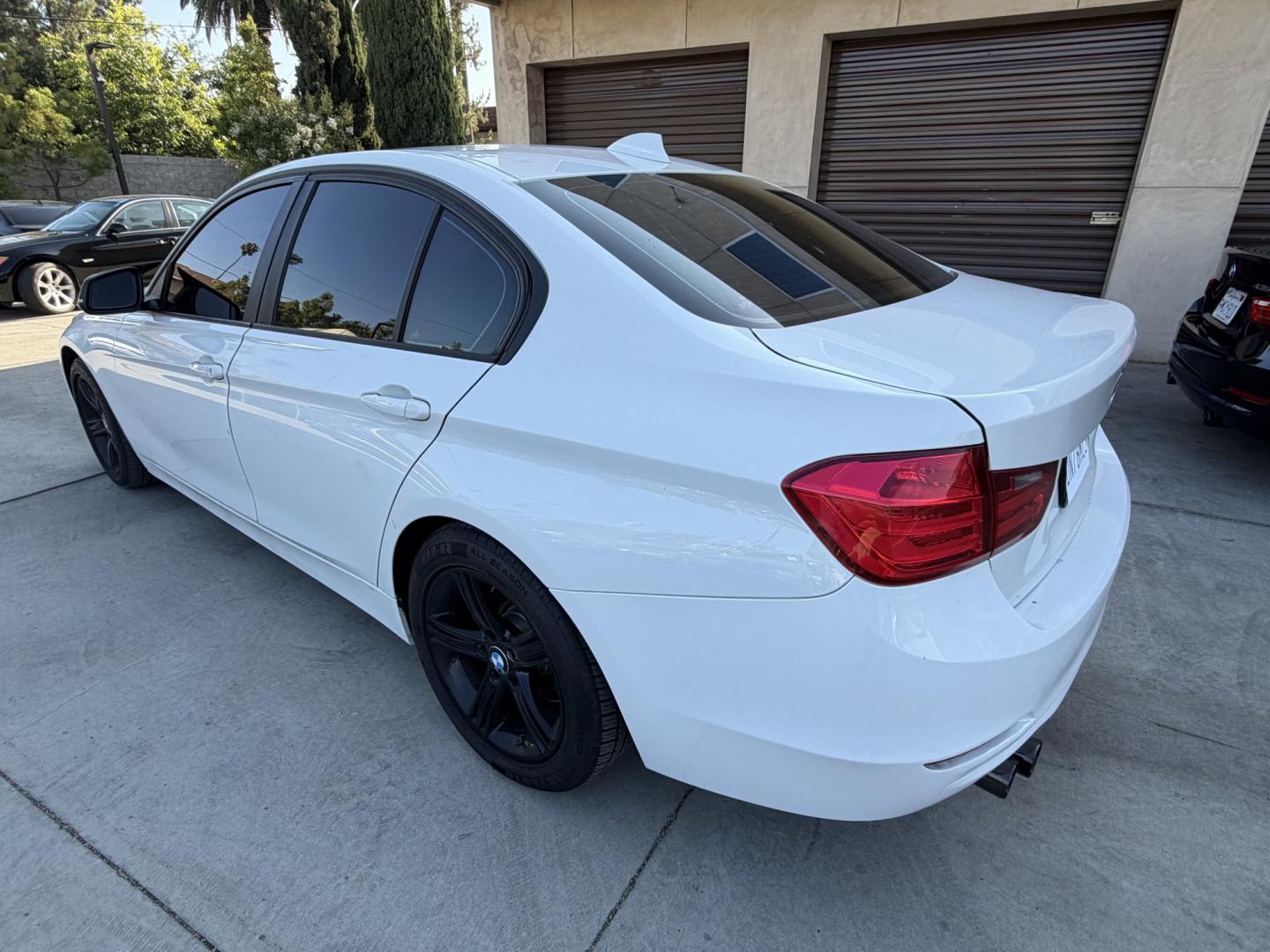 2014 White /Black BMW 3-Series 328i Sedan (WBA3C1C55EK) with an 2.0L L4 DOHC 16V engine, Automatic transmission, located at 30 S. Berkeley Avenue, Pasadena, CA, 91107, (626) 248-7567, 34.145447, -118.109398 - 2014 BMW 3 Series – White – Buy Here Pay Here Financing – Pasadena, CA VIN: WBA3C1C55EK114554 Looking for a white BMW 3 Series with easy financing in Pasadena? This 2014 BMW 3 Series (VIN: WBA3C1C55EK114554) offers luxury, performance, and affordability — with in-house financing design- Photo#2