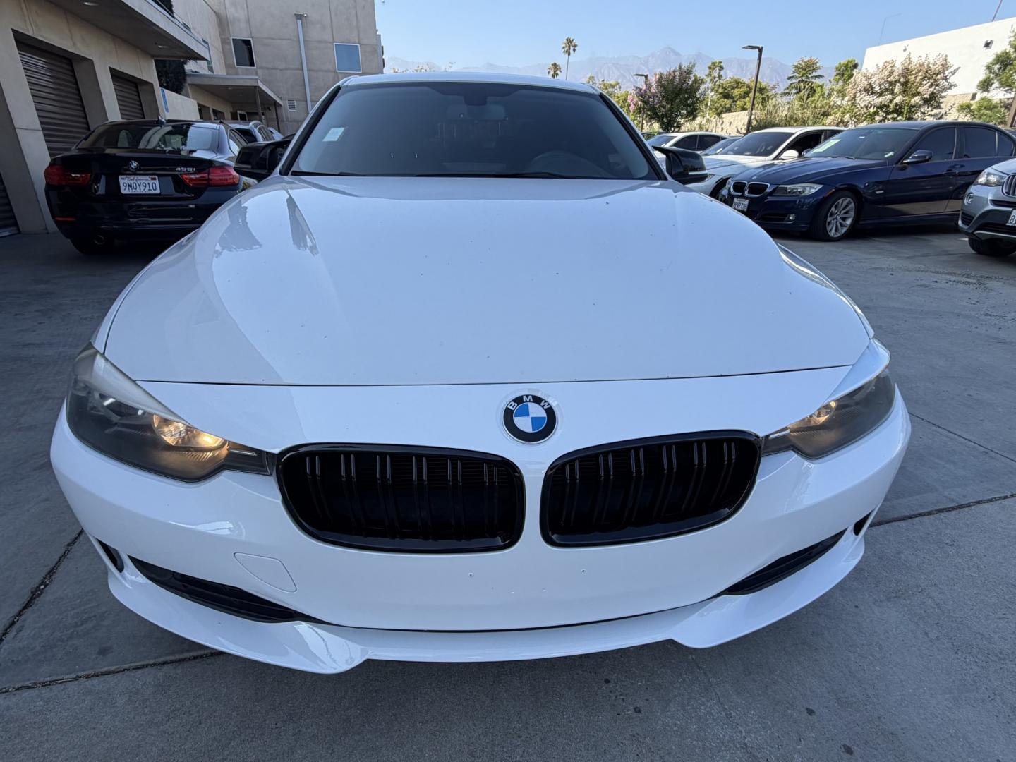 2014 White /Black BMW 3-Series 328i Sedan (WBA3C1C55EK) with an 2.0L L4 DOHC 16V engine, Automatic transmission, located at 30 S. Berkeley Avenue, Pasadena, CA, 91107, (626) 248-7567, 34.145447, -118.109398 - 2014 BMW 3 Series – White – Buy Here Pay Here Financing – Pasadena, CA VIN: WBA3C1C55EK114554 Looking for a white BMW 3 Series with easy financing in Pasadena? This 2014 BMW 3 Series (VIN: WBA3C1C55EK114554) offers luxury, performance, and affordability — with in-house financing design- Photo#3