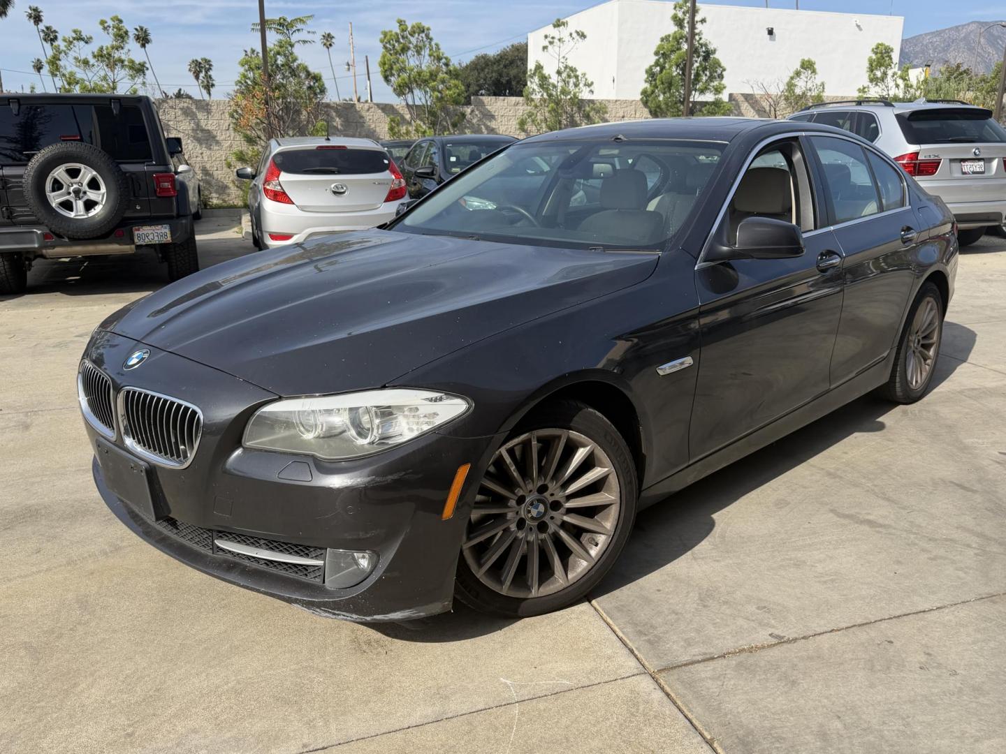 2012 Gray metallic /Beige BMW 5-Series 535i (WBAFR7C53CC) with an 3.0L L6 DOHC 24V engine, located at 30 S. Berkeley Avenue, Pasadena, CA, 91107, (626) 248-7567, 34.145447, -118.109398 - Crown City Motors is a used “Buy Here Pay Here” car dealer in Pasadena CA. “Buy Here Pay Here” financing, means that when you purchase your vehicle from our dealership, that you make the payments to the dealership as well. We do not need the banks approval to get you approved for a used auto - Photo#0