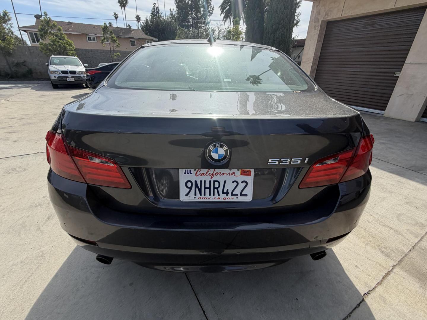 2012 Gray metallic /Beige BMW 5-Series 535i (WBAFR7C53CC) with an 3.0L L6 DOHC 24V engine, located at 30 S. Berkeley Avenue, Pasadena, CA, 91107, (626) 248-7567, 34.145447, -118.109398 - Crown City Motors is a used “Buy Here Pay Here” car dealer in Pasadena CA. “Buy Here Pay Here” financing, means that when you purchase your vehicle from our dealership, that you make the payments to the dealership as well. We do not need the banks approval to get you approved for a used auto - Photo#1