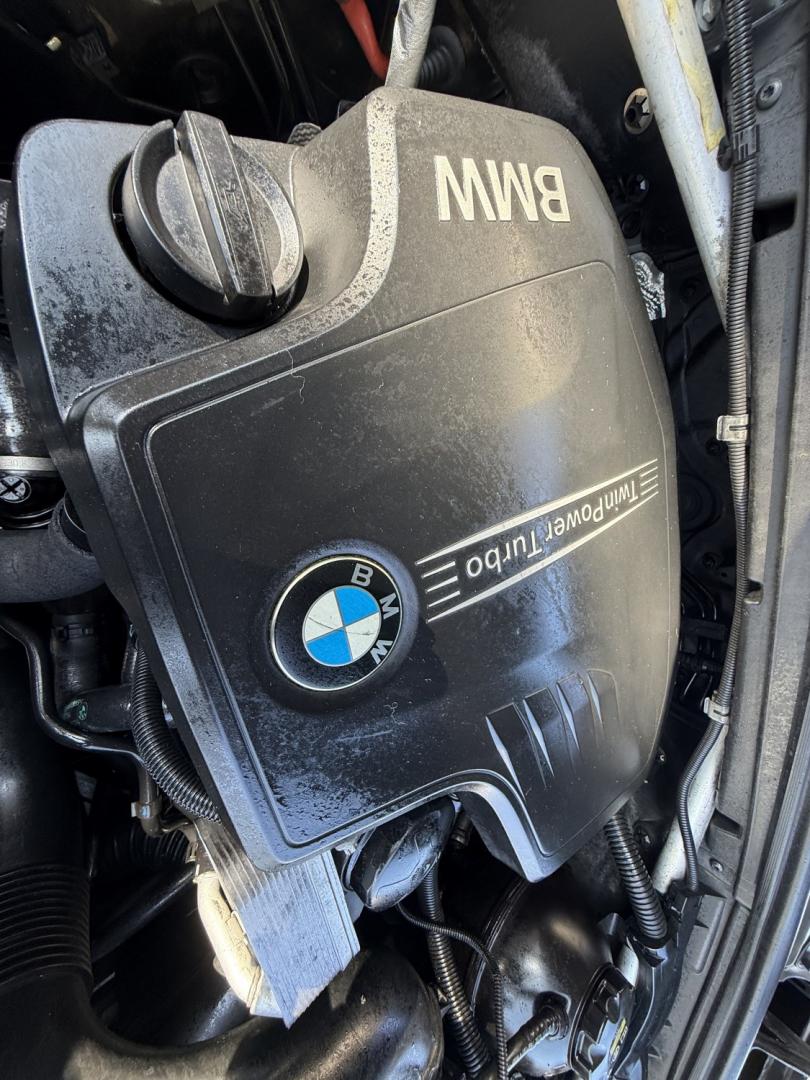 2016 Black /black BMW X3 xDrive28i (5UXWX9C53G0) with an 2.0L L4 DOHC 16V engine, 8-Speed Automatic transmission, located at 30 S. Berkeley Avenue, Pasadena, CA, 91107, (626) 248-7567, 34.145447, -118.109398 - Crown City Motors is a used “Buy Here Pay Here” car dealer in Pasadena CA. “Buy Here Pay Here” financing, means that when you purchase your vehicle from our dealership, that you make the payments to the dealership as well. We do not need the banks approval to get you approved for a used auto- Photo#26