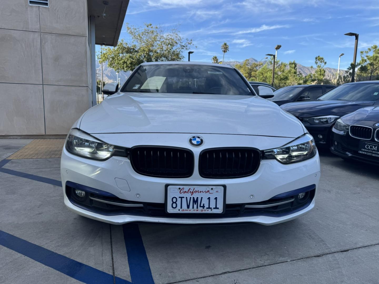 2017 BMW 3-Series 330i xDrive SULEV Sedan (WBA8D9G37HN) with an 3.0L L6 DOHC 24V engine, 8A transmission, located at 30 S. Berkeley Avenue, Pasadena, CA, 91107, (626) 248-7567, 34.145447, -118.109398- Photo#1