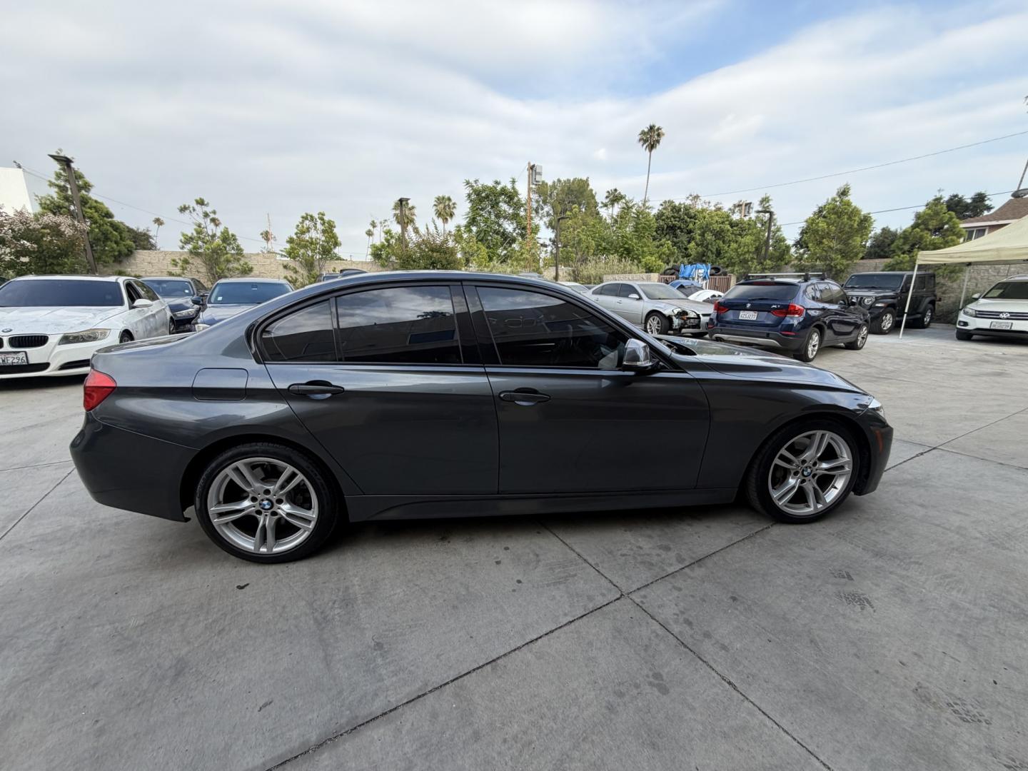 2016 BMW 3-Series 328i SULEV (WBA8E9G50GN) with an 2.0L L4 DOHC 16V engine, located at 30 S. Berkeley Avenue, Pasadena, CA, 91107, (626) 248-7567, 34.145447, -118.109398 - Photo#6