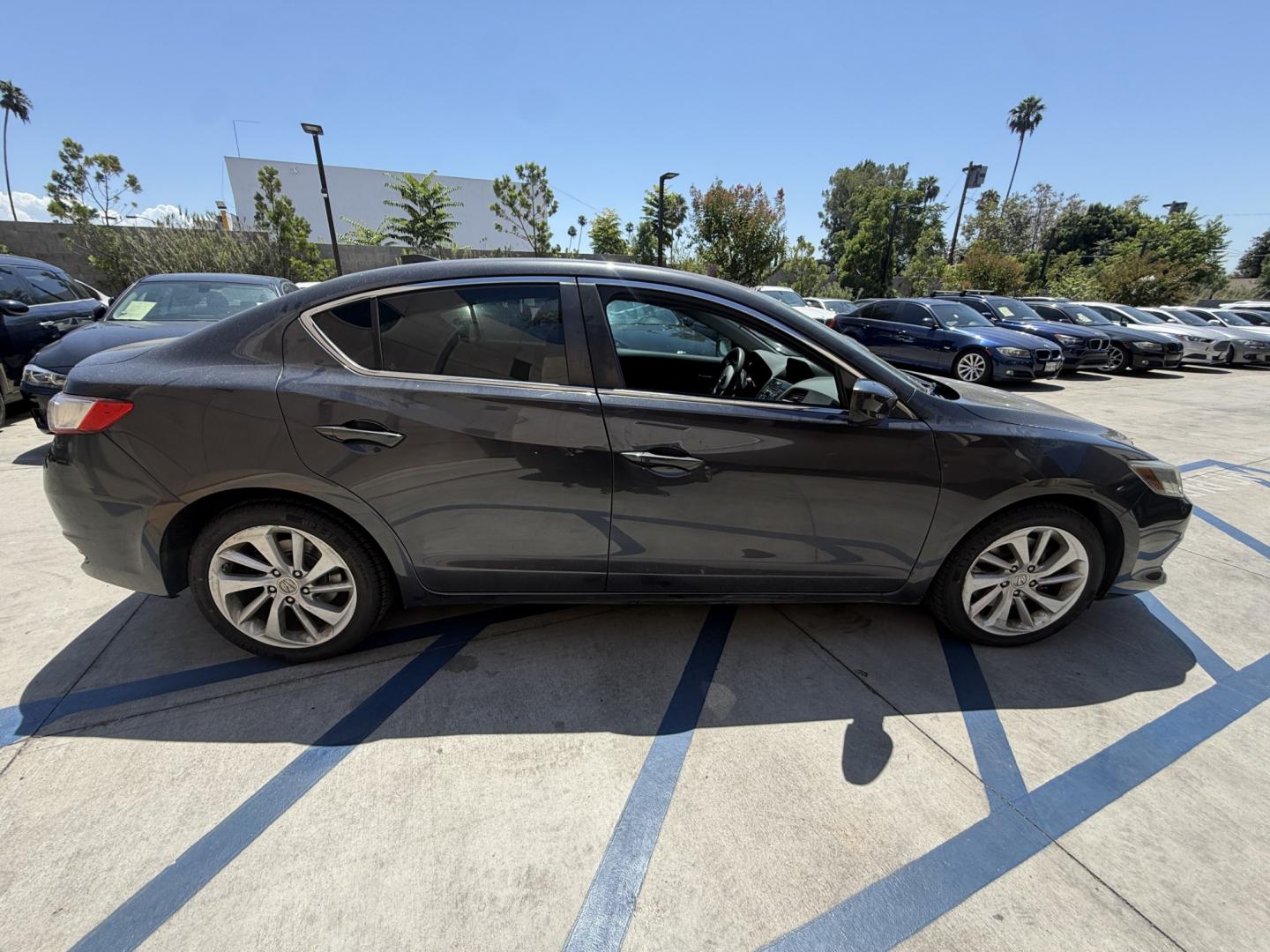 2016 Gray metallic /Black Acura ILX 8-Spd AT (19UDE2F37GA) with an 2.0L L4 16V DOHC engine, 8-Speed Automatic transmission, located at 30 S. Berkeley Avenue, Pasadena, CA, 91107, (626) 248-7567, 34.145447, -118.109398 - # 2016 Acura ILX For Sale in Pasadena, CA – Buy Here Pay Here Financing Available If you're looking for a dependable luxury sedan with excellent fuel economy, premium features, and flexible financing options, this 2016 Acura ILX is an outstanding choice. Available now at Crown City Motors in Pa- Photo#15