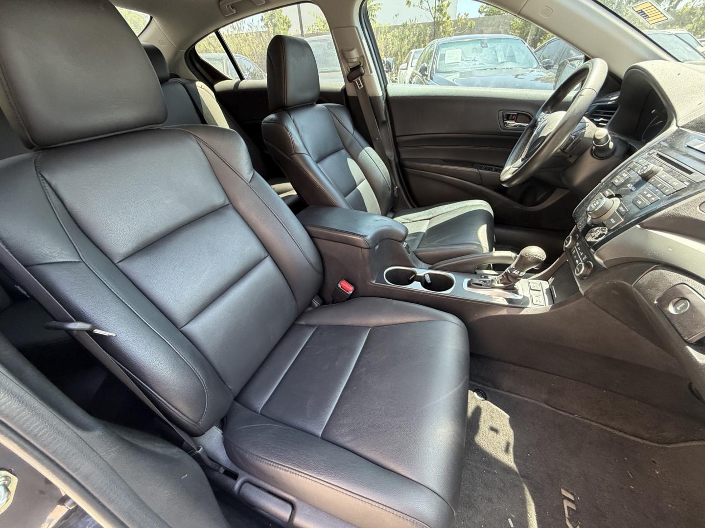 2016 Gray metallic /Black Acura ILX 8-Spd AT (19UDE2F37GA) with an 2.0L L4 16V DOHC engine, 8-Speed Automatic transmission, located at 30 S. Berkeley Avenue, Pasadena, CA, 91107, (626) 248-7567, 34.145447, -118.109398 - # 2016 Acura ILX For Sale in Pasadena, CA – Buy Here Pay Here Financing Available If you're looking for a dependable luxury sedan with excellent fuel economy, premium features, and flexible financing options, this 2016 Acura ILX is an outstanding choice. Available now at Crown City Motors in Pa- Photo#18