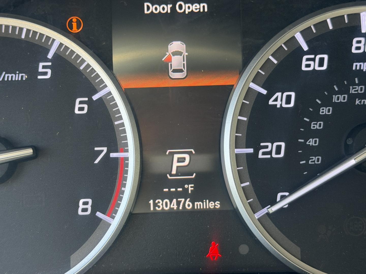 2016 Gray metallic /Black Acura ILX 8-Spd AT (19UDE2F37GA) with an 2.0L L4 16V DOHC engine, 8-Speed Automatic transmission, located at 30 S. Berkeley Avenue, Pasadena, CA, 91107, (626) 248-7567, 34.145447, -118.109398 - # 2016 Acura ILX For Sale in Pasadena, CA – Buy Here Pay Here Financing Available If you're looking for a dependable luxury sedan with excellent fuel economy, premium features, and flexible financing options, this 2016 Acura ILX is an outstanding choice. Available now at Crown City Motors in Pa- Photo#38
