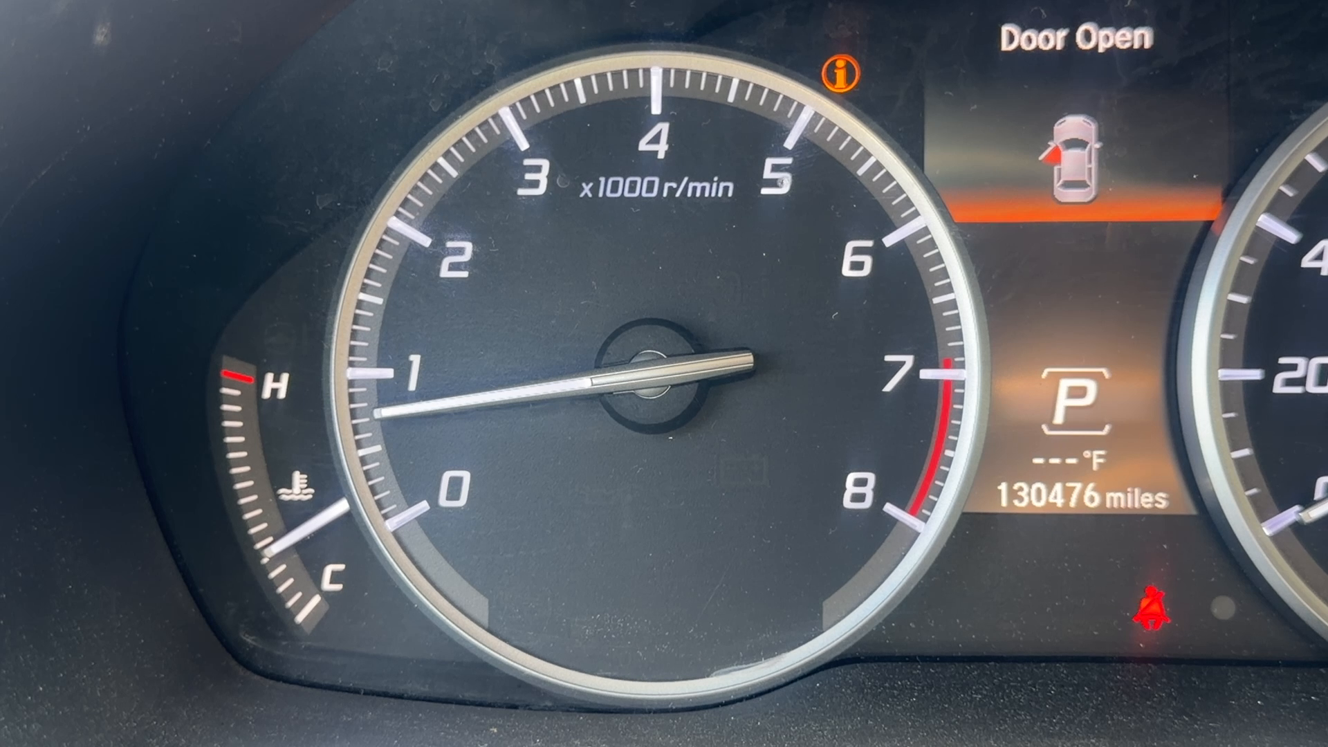 2016 Gray metallic /Black Acura ILX 8-Spd AT (19UDE2F37GA) with an 2.0L L4 16V DOHC engine, 8-Speed Automatic transmission, located at 30 S. Berkeley Avenue, Pasadena, CA, 91107, (626) 248-7567, 34.145447, -118.109398 - # 2016 Acura ILX For Sale in Pasadena, CA – Buy Here Pay Here Financing Available If you're looking for a dependable luxury sedan with excellent fuel economy, premium features, and flexible financing options, this 2016 Acura ILX is an outstanding choice. Available now at Crown City Motors in Pa- Photo#37