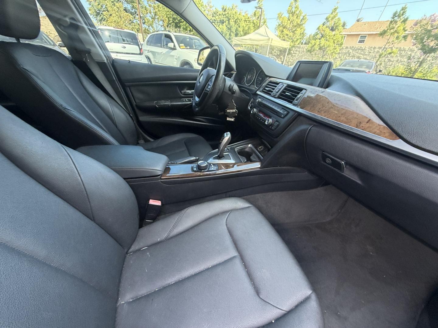 2014 Black /black BMW 3-Series 328i Sedan (WBA3C1C50EK) with an 2.0L L4 DOHC 16V engine, located at 30 S. Berkeley Avenue, Pasadena, CA, 91107, (626) 248-7567, 34.145447, -118.109398 - Decoding VIN WBA3C1C50EK105986: Vehicle: 2014 BMW 3 Series 320i Sedan (F30 Generation) Engine: 2.0L TwinPower Turbo Inline 4-Cylinder Drivetrain: Rear-Wheel Drive (RWD) Another great F30 3 Series for your sales line! A clean 2014 BMW 320i Sedan is one of the most reliable volume movers f- Photo#11