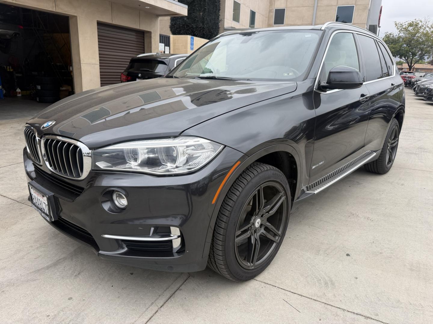 2017 Space Gray Metallic /Black BMW X5 sDrive35i (5UXKR2C35H0) with an 3.0L L6 DOHC 24V engine, 8A transmission, located at 30 S. Berkeley Avenue, Pasadena, CA, 91107, (626) 248-7567, 34.145447, -118.109398 - 2017 BMW X5 xDrive35i for Sale in Pasadena CA – Buy Here Pay Here BMW Financing – Bad Credit Auto Loans – In-House Financing Available Looking for a 2017 BMW X5 for sale in Pasadena, California? Crown City Motors is proud to offer this beautiful 2017 BMW X5 xDrive35i luxury SUV with easy fi- Photo#0