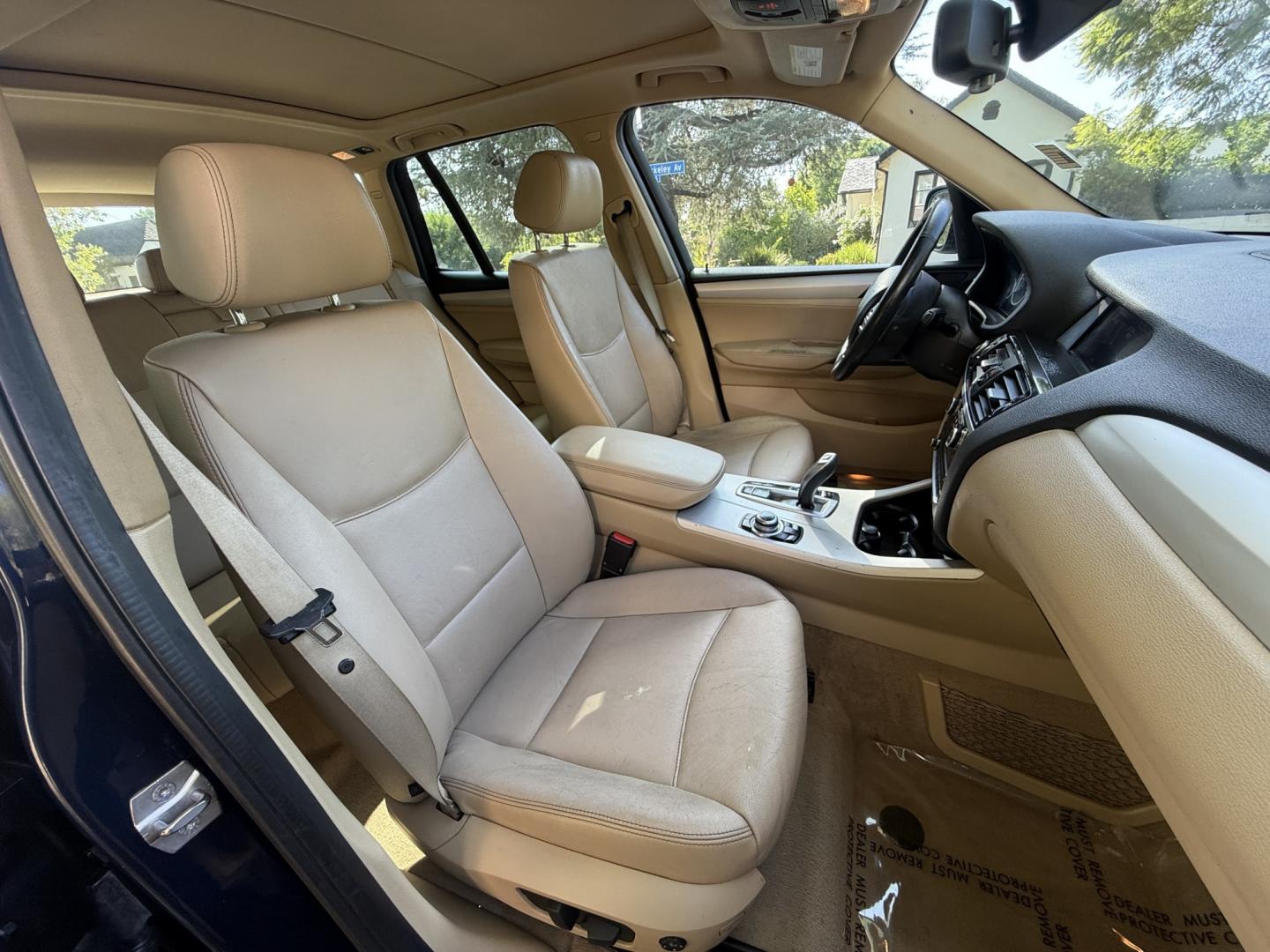 2014 BMW X3 xDrive28i (5UXWX9C5XE0) with an 2.0L L4 DOHC 16V engine, 8-Speed Automatic transmission, located at 30 S. Berkeley Avenue, Pasadena, CA, 91107, (626) 248-7567, 34.145447, -118.109398 - Crown City Motors is a used “Buy Here Pay Here” car dealer in Pasadena CA. “Buy Here Pay Here” financing, means that when you purchase your vehicle from our dealership, that you make the payments to the dealership as well. We do not need the banks approval to get you approved for a used auto- Photo#15