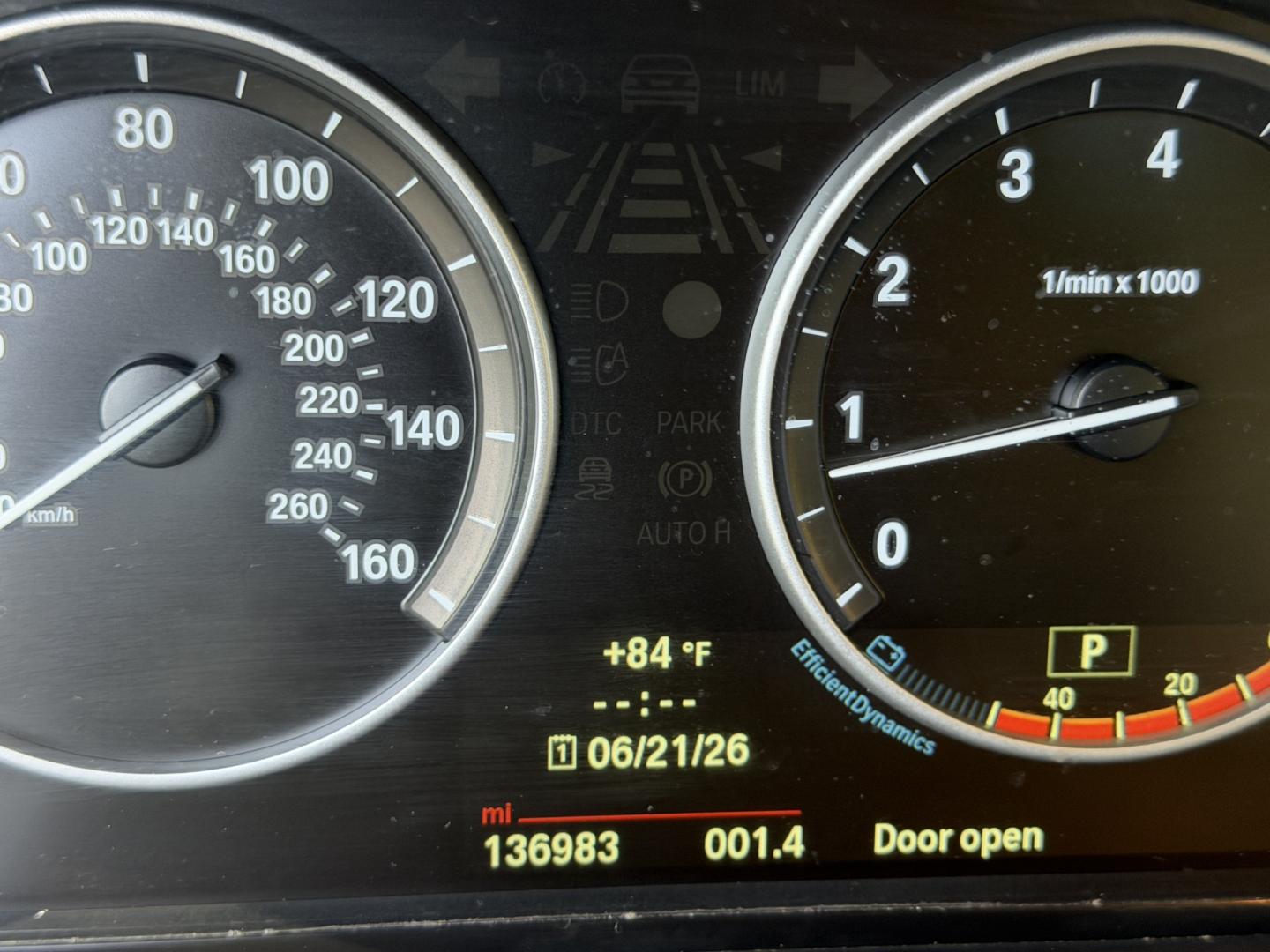 2014 BMW X3 xDrive28i (5UXWX9C5XE0) with an 2.0L L4 DOHC 16V engine, 8-Speed Automatic transmission, located at 30 S. Berkeley Avenue, Pasadena, CA, 91107, (626) 248-7567, 34.145447, -118.109398 - Crown City Motors is a used “Buy Here Pay Here” car dealer in Pasadena CA. “Buy Here Pay Here” financing, means that when you purchase your vehicle from our dealership, that you make the payments to the dealership as well. We do not need the banks approval to get you approved for a used auto- Photo#23