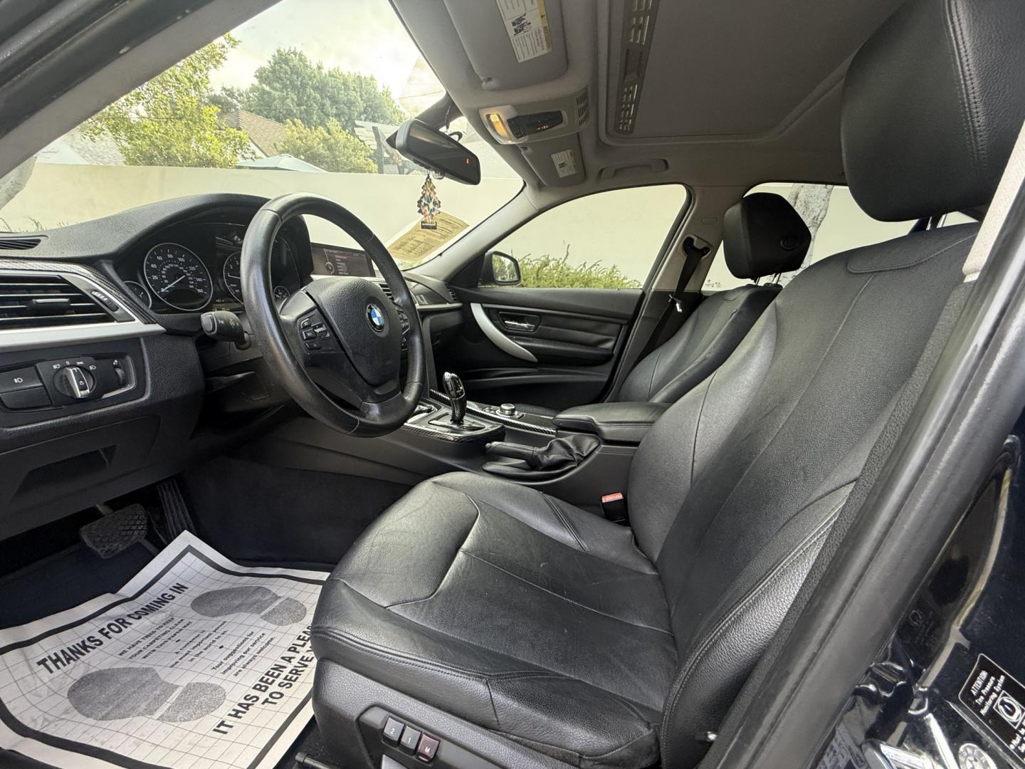 2012 Imperial Blue Metallic /Black BMW 3-Series 328i Sedan (WBA3A5G52CN) with an 2.0L L4 DOHC 16V engine, located at 30 S. Berkeley Avenue, Pasadena, CA, 91107, (626) 248-7567, 34.145447, -118.109398 - DEALER IDENTIFIER: Crown City Motors Sales | Buy Here Pay Here Pasadena TARGET REGIONS: Pasadena, San Gabriel Valley, Riverside, San Bernardino FINANCING SPECIALTY: Subprime Auto Lending, In-House Financing, Bad Credit Car Loans CA VEHICLE: 2012 BMW 328i Sedan w/ Nav & Backup Camera (VIN: WBA3A5G- Photo#11
