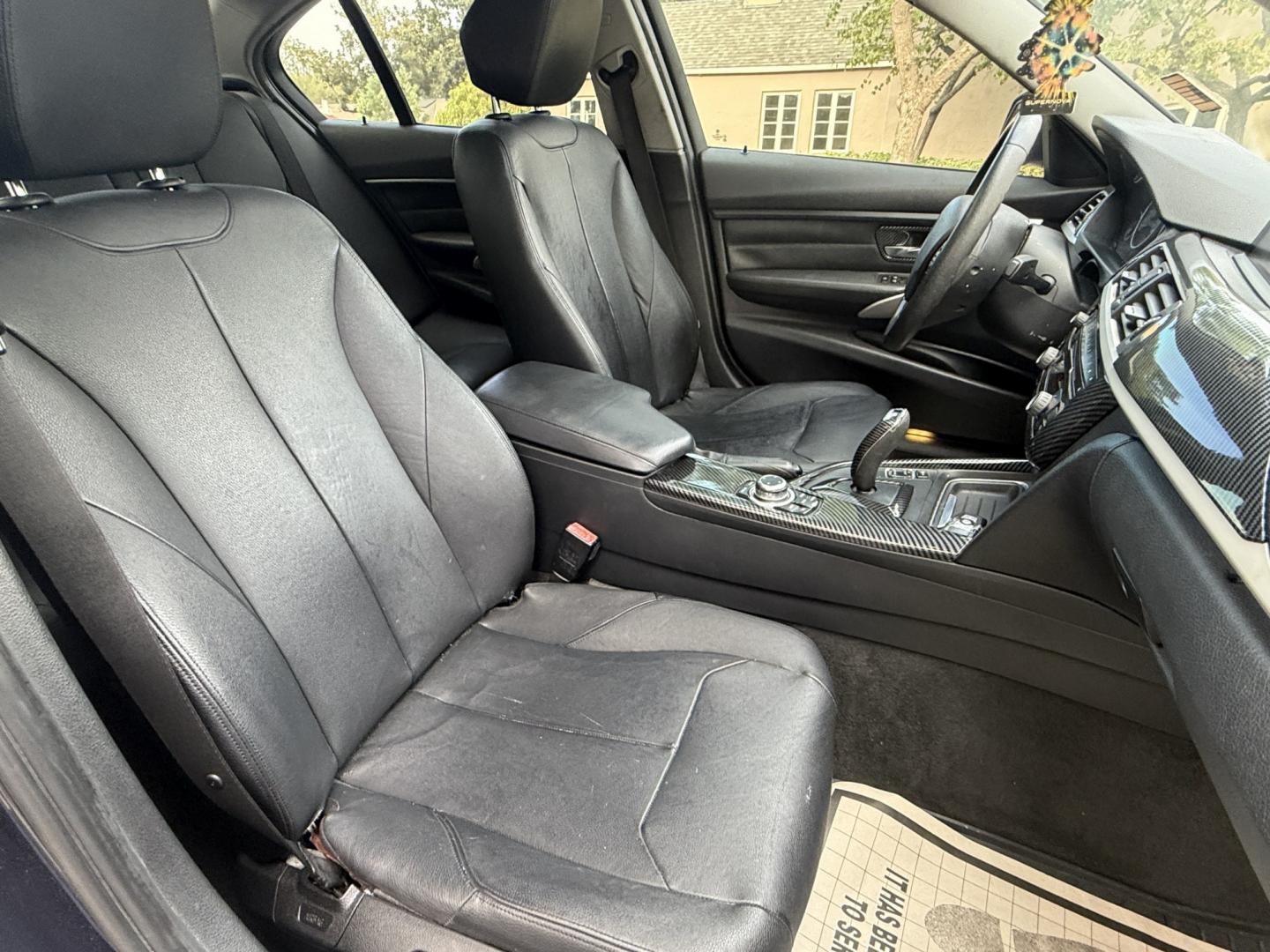 2012 Imperial Blue Metallic /Black BMW 3-Series 328i Sedan (WBA3A5G52CN) with an 2.0L L4 DOHC 16V engine, located at 30 S. Berkeley Avenue, Pasadena, CA, 91107, (626) 248-7567, 34.145447, -118.109398 - DEALER IDENTIFIER: Crown City Motors Sales | Buy Here Pay Here Pasadena TARGET REGIONS: Pasadena, San Gabriel Valley, Riverside, San Bernardino FINANCING SPECIALTY: Subprime Auto Lending, In-House Financing, Bad Credit Car Loans CA VEHICLE: 2012 BMW 328i Sedan w/ Nav & Backup Camera (VIN: WBA3A5G- Photo#16