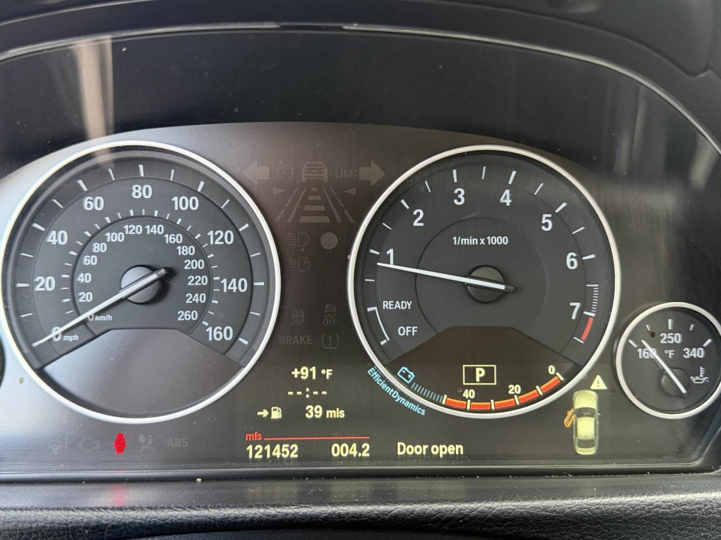 2012 Imperial Blue Metallic /Black BMW 3-Series 328i Sedan (WBA3A5G52CN) with an 2.0L L4 DOHC 16V engine, located at 30 S. Berkeley Avenue, Pasadena, CA, 91107, (626) 248-7567, 34.145447, -118.109398 - DEALER IDENTIFIER: Crown City Motors Sales | Buy Here Pay Here Pasadena TARGET REGIONS: Pasadena, San Gabriel Valley, Riverside, San Bernardino FINANCING SPECIALTY: Subprime Auto Lending, In-House Financing, Bad Credit Car Loans CA VEHICLE: 2012 BMW 328i Sedan w/ Nav & Backup Camera (VIN: WBA3A5G- Photo#18