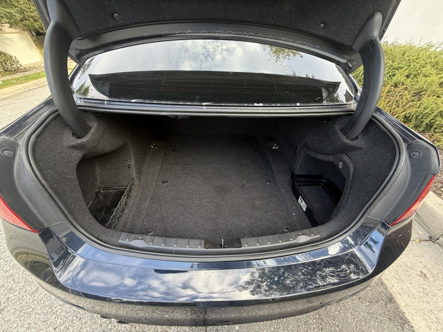 2012 Imperial Blue Metallic /Black BMW 3-Series 328i Sedan (WBA3A5G52CN) with an 2.0L L4 DOHC 16V engine, located at 30 S. Berkeley Avenue, Pasadena, CA, 91107, (626) 248-7567, 34.145447, -118.109398 - DEALER IDENTIFIER: Crown City Motors Sales | Buy Here Pay Here Pasadena TARGET REGIONS: Pasadena, San Gabriel Valley, Riverside, San Bernardino FINANCING SPECIALTY: Subprime Auto Lending, In-House Financing, Bad Credit Car Loans CA VEHICLE: 2012 BMW 328i Sedan w/ Nav & Backup Camera (VIN: WBA3A5G- Photo#17
