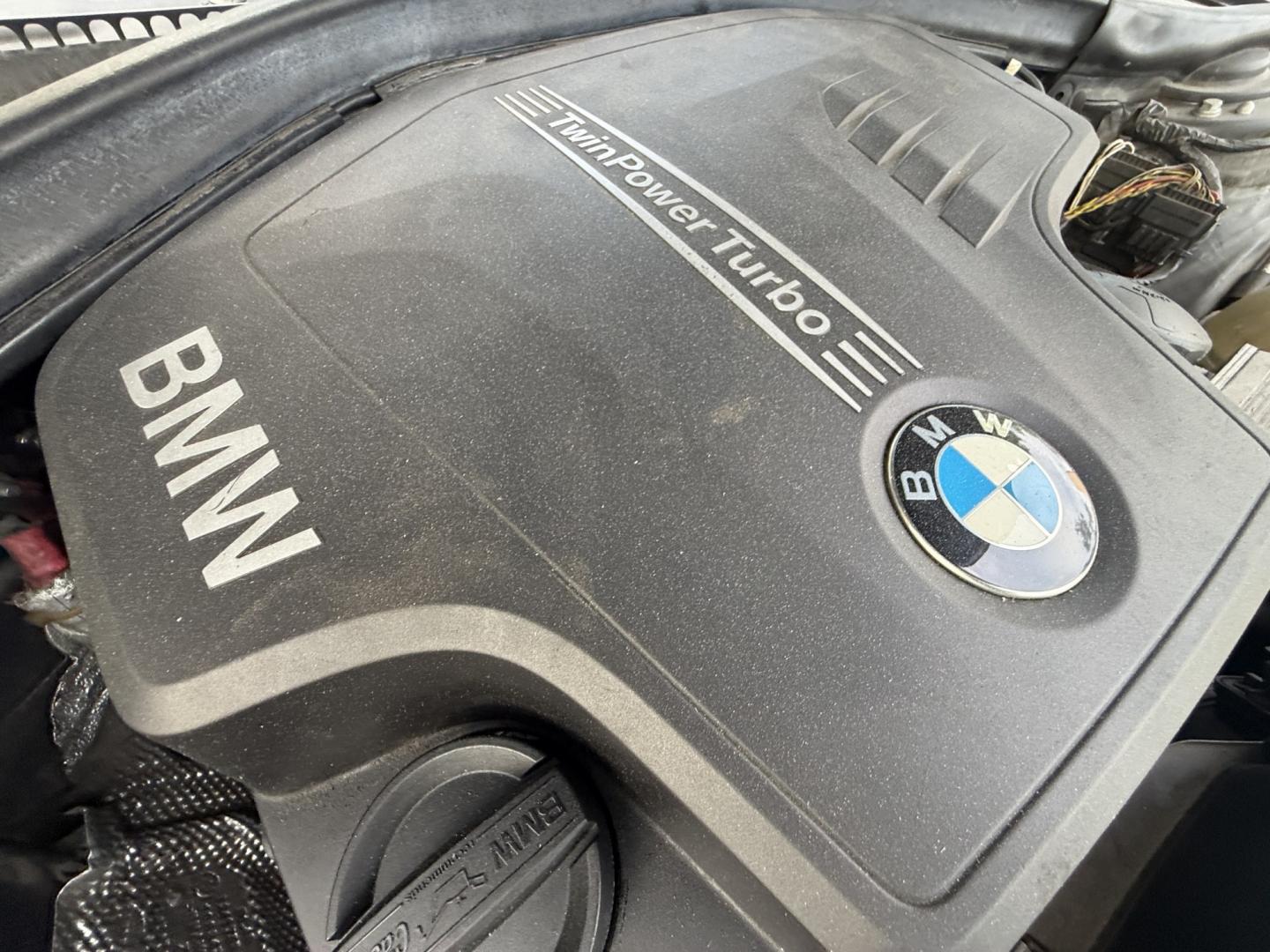 2012 Imperial Blue Metallic /Black BMW 3-Series 328i Sedan (WBA3A5G52CN) with an 2.0L L4 DOHC 16V engine, located at 30 S. Berkeley Avenue, Pasadena, CA, 91107, (626) 248-7567, 34.145447, -118.109398 - DEALER IDENTIFIER: Crown City Motors Sales | Buy Here Pay Here Pasadena TARGET REGIONS: Pasadena, San Gabriel Valley, Riverside, San Bernardino FINANCING SPECIALTY: Subprime Auto Lending, In-House Financing, Bad Credit Car Loans CA VEHICLE: 2012 BMW 328i Sedan w/ Nav & Backup Camera (VIN: WBA3A5G- Photo#22