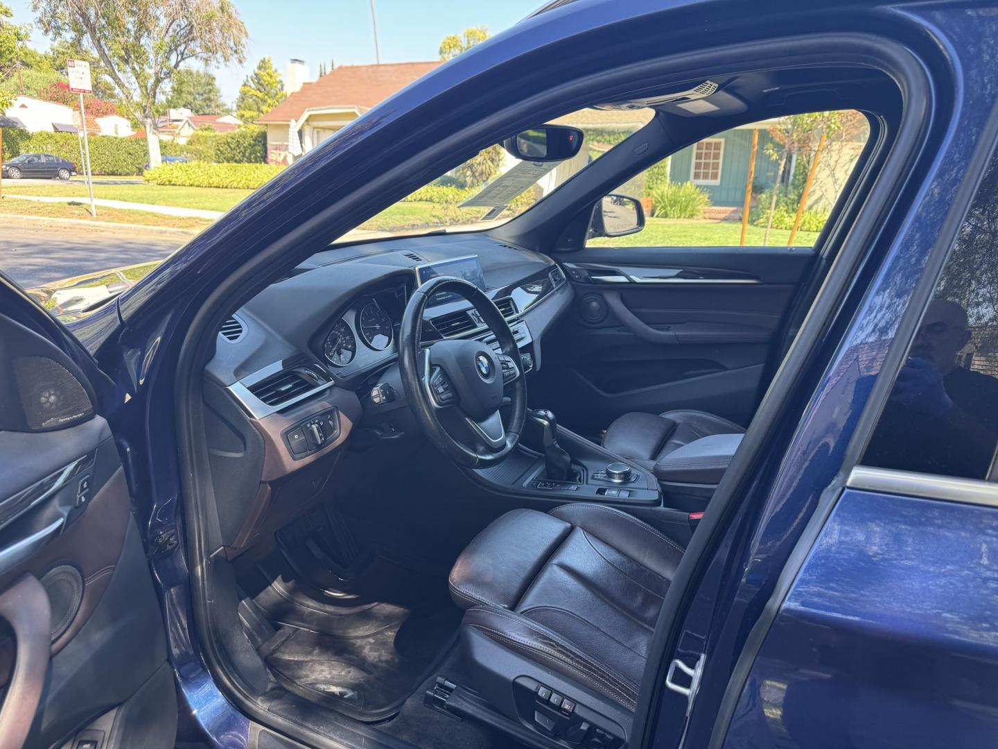 2018 Mediterranean Blue Metallic /Black BMW X1 xDrive28i (WBXHT3C32J5) with an 2.0L L4 DOHC 16V engine, 8A transmission, located at 30 S. Berkeley Avenue, Pasadena, CA, 91107, (626) 248-7567, 34.145447, -118.109398 - Decoding VIN WBXHT3C32J5K23620: Vehicle: 2018 BMW X1 sDrive28i (F48 Generation) Engine: 2.0L TwinPower Turbo Inline 4-Cylinder Drivetrain: Front-Wheel Drive (FWD / sDrive) Body Style: Premium Compact Luxury Sports Activity Vehicle (SAV / Crossover) A late-model luxury crossover like t- Photo#18