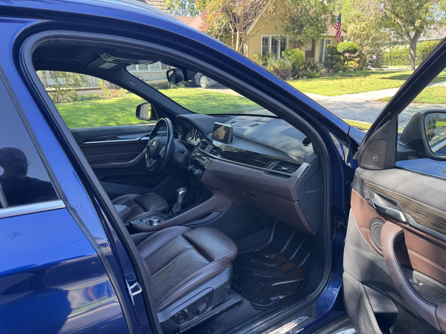 2018 Mediterranean Blue Metallic /Black BMW X1 xDrive28i (WBXHT3C32J5) with an 2.0L L4 DOHC 16V engine, 8A transmission, located at 30 S. Berkeley Avenue, Pasadena, CA, 91107, (626) 248-7567, 34.145447, -118.109398 - Decoding VIN WBXHT3C32J5K23620: Vehicle: 2018 BMW X1 sDrive28i (F48 Generation) Engine: 2.0L TwinPower Turbo Inline 4-Cylinder Drivetrain: Front-Wheel Drive (FWD / sDrive) Body Style: Premium Compact Luxury Sports Activity Vehicle (SAV / Crossover) A late-model luxury crossover like t- Photo#31