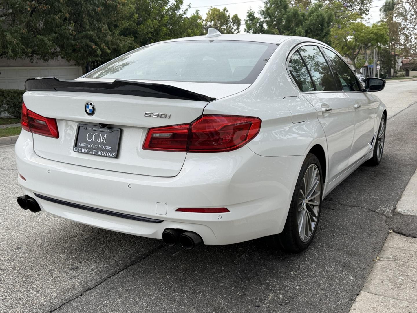 2018 Alpine White /Black BMW 5-Series 530i (WBAJA5C52JW) with an 2.0L L4 DOHC 16V TURBO engine, 8A transmission, located at 30 S. Berkeley Avenue, Pasadena, CA, 91107, (626) 248-7567, 34.145447, -118.109398 - DEALER IDENTIFIER: Crown City Motors Sales | Buy Here Pay Here Pasadena TARGET REGIONS: Pasadena, San Gabriel Valley, Riverside, San Bernardino FINANCING SPECIALTY: Subprime Auto Lending, In-House Financing, Bad Credit Car Loans CA VEHICLE: 2018 BMW 530i Sedan (VIN: WBAJA5C52JWA36325) 2018 BMW- Photo#2