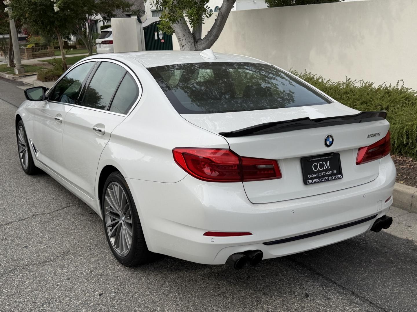 2018 Alpine White /Black BMW 5-Series 530i (WBAJA5C52JW) with an 2.0L L4 DOHC 16V TURBO engine, 8A transmission, located at 30 S. Berkeley Avenue, Pasadena, CA, 91107, (626) 248-7567, 34.145447, -118.109398 - DEALER IDENTIFIER: Crown City Motors Sales | Buy Here Pay Here Pasadena TARGET REGIONS: Pasadena, San Gabriel Valley, Riverside, San Bernardino FINANCING SPECIALTY: Subprime Auto Lending, In-House Financing, Bad Credit Car Loans CA VEHICLE: 2018 BMW 530i Sedan (VIN: WBAJA5C52JWA36325) 2018 BMW- Photo#4