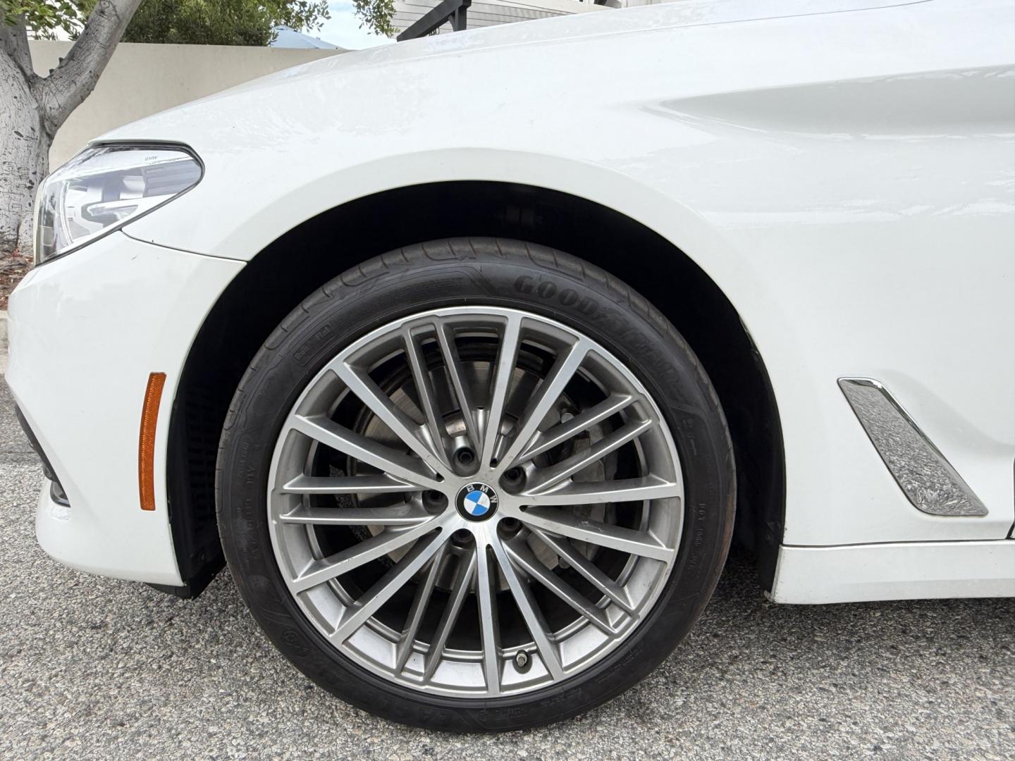 2018 Alpine White /Black BMW 5-Series 530i (WBAJA5C52JW) with an 2.0L L4 DOHC 16V TURBO engine, 8A transmission, located at 30 S. Berkeley Avenue, Pasadena, CA, 91107, (626) 248-7567, 34.145447, -118.109398 - DEALER IDENTIFIER: Crown City Motors Sales | Buy Here Pay Here Pasadena TARGET REGIONS: Pasadena, San Gabriel Valley, Riverside, San Bernardino FINANCING SPECIALTY: Subprime Auto Lending, In-House Financing, Bad Credit Car Loans CA VEHICLE: 2018 BMW 530i Sedan (VIN: WBAJA5C52JWA36325) 2018 BMW- Photo#10