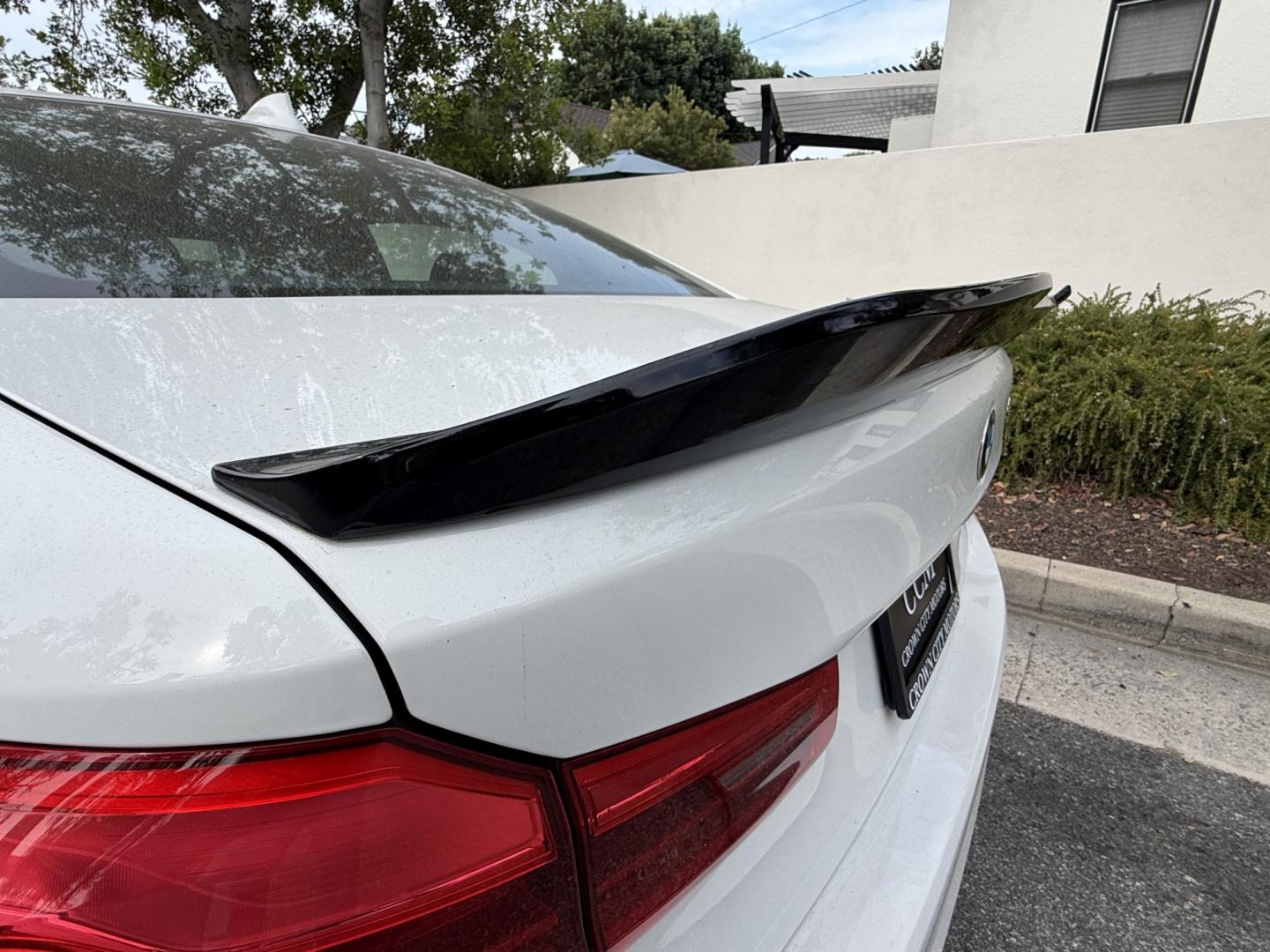 2018 Alpine White /Black BMW 5-Series 530i (WBAJA5C52JW) with an 2.0L L4 DOHC 16V TURBO engine, 8A transmission, located at 30 S. Berkeley Avenue, Pasadena, CA, 91107, (626) 248-7567, 34.145447, -118.109398 - DEALER IDENTIFIER: Crown City Motors Sales | Buy Here Pay Here Pasadena TARGET REGIONS: Pasadena, San Gabriel Valley, Riverside, San Bernardino FINANCING SPECIALTY: Subprime Auto Lending, In-House Financing, Bad Credit Car Loans CA VEHICLE: 2018 BMW 530i Sedan (VIN: WBAJA5C52JWA36325) 2018 BMW- Photo#13