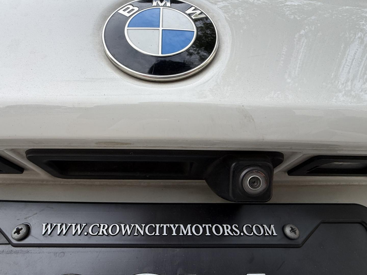 2018 Alpine White /Black BMW 5-Series 530i (WBAJA5C52JW) with an 2.0L L4 DOHC 16V TURBO engine, 8A transmission, located at 30 S. Berkeley Avenue, Pasadena, CA, 91107, (626) 248-7567, 34.145447, -118.109398 - DEALER IDENTIFIER: Crown City Motors Sales | Buy Here Pay Here Pasadena TARGET REGIONS: Pasadena, San Gabriel Valley, Riverside, San Bernardino FINANCING SPECIALTY: Subprime Auto Lending, In-House Financing, Bad Credit Car Loans CA VEHICLE: 2018 BMW 530i Sedan (VIN: WBAJA5C52JWA36325) 2018 BMW- Photo#16