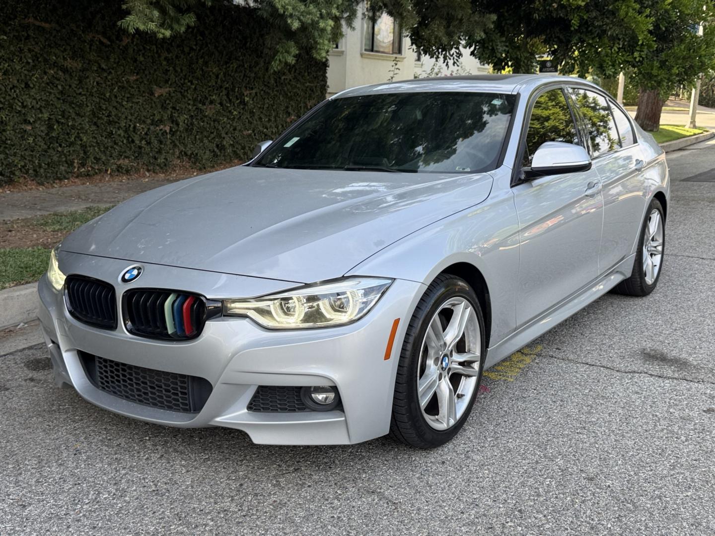 2018 Space Gray Metallic /Black BMW 3-Series 330i SULEV Sedan (WBA8B9G57JN) with an 3.0L L6 DOHC 24V engine, 8A transmission, located at 30 S. Berkeley Avenue, Pasadena, CA, 91107, (626) 248-7567, 34.145447, -118.109398 - DEALER IDENTIFIER: Crown City Motors Sales | Buy Here Pay Here Pasadena TARGET REGIONS: Pasadena, San Gabriel Valley, Riverside, San Bernardino FINANCING SPECIALTY: Subprime Auto Lending, In-House Financing, Bad Credit Car Loans CA VEHICLE: 2018 BMW 320i Sedan M Sport Appearance (VIN: WBA8B9G57JN- Photo#0