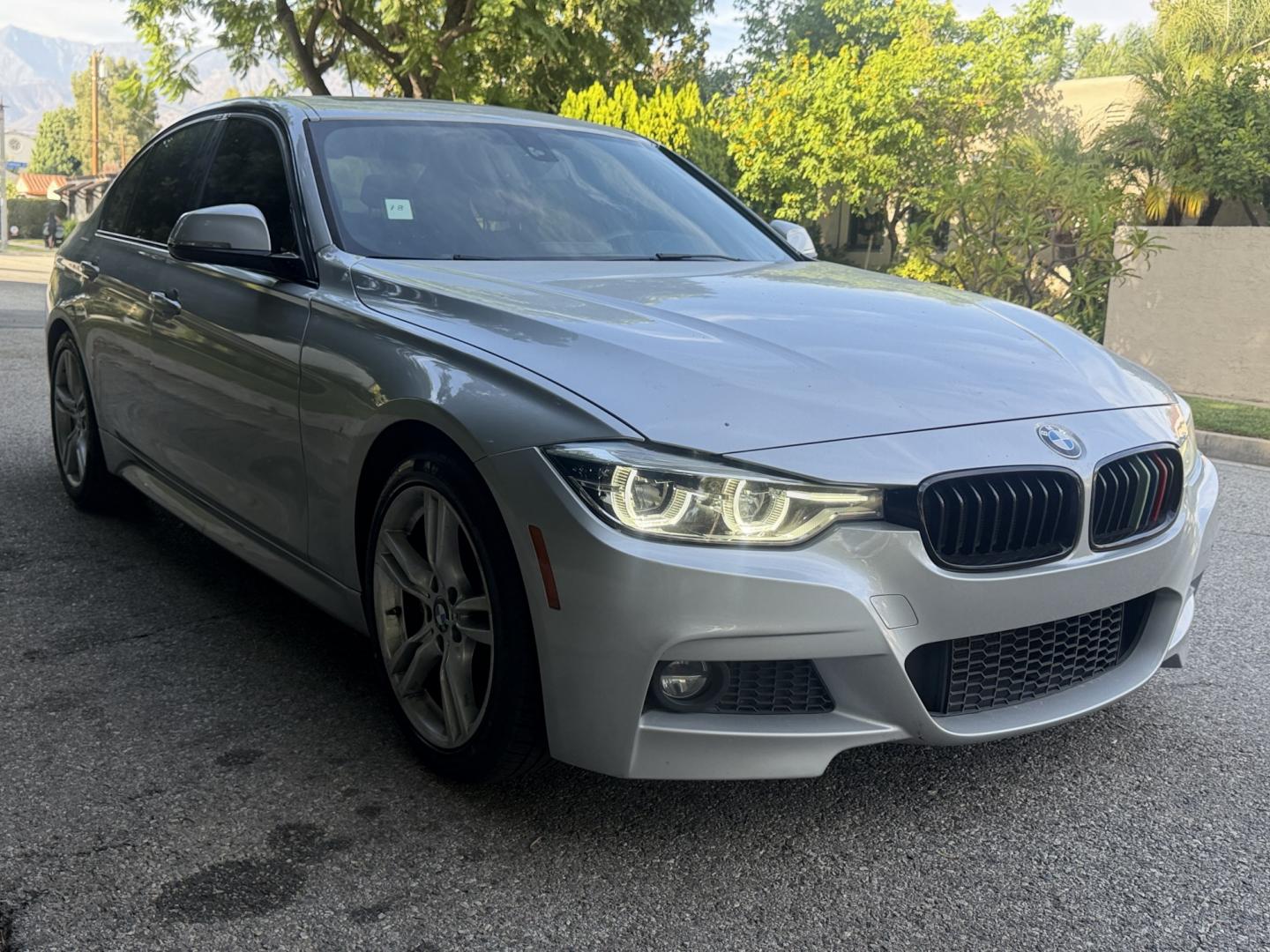 2018 Space Gray Metallic /Black BMW 3-Series 330i SULEV Sedan (WBA8B9G57JN) with an 3.0L L6 DOHC 24V engine, 8A transmission, located at 30 S. Berkeley Avenue, Pasadena, CA, 91107, (626) 248-7567, 34.145447, -118.109398 - DEALER IDENTIFIER: Crown City Motors Sales | Buy Here Pay Here Pasadena TARGET REGIONS: Pasadena, San Gabriel Valley, Riverside, San Bernardino FINANCING SPECIALTY: Subprime Auto Lending, In-House Financing, Bad Credit Car Loans CA VEHICLE: 2018 BMW 320i Sedan M Sport Appearance (VIN: WBA8B9G57JN- Photo#3