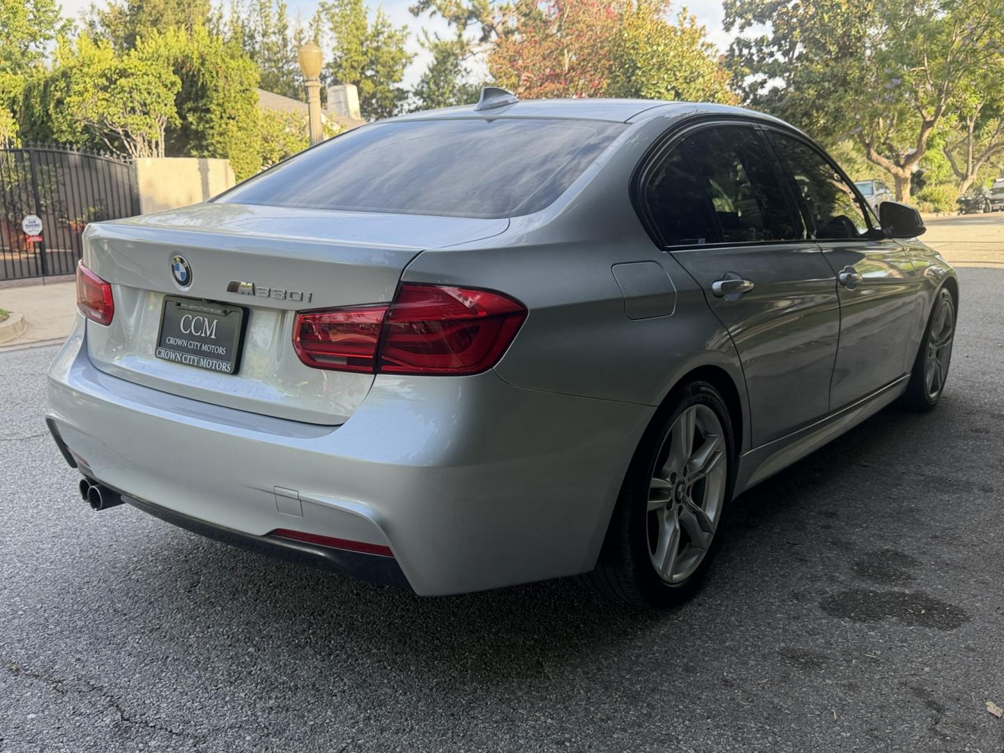 2018 Space Gray Metallic /Black BMW 3-Series 330i SULEV Sedan (WBA8B9G57JN) with an 3.0L L6 DOHC 24V engine, 8A transmission, located at 30 S. Berkeley Avenue, Pasadena, CA, 91107, (626) 248-7567, 34.145447, -118.109398 - DEALER IDENTIFIER: Crown City Motors Sales | Buy Here Pay Here Pasadena TARGET REGIONS: Pasadena, San Gabriel Valley, Riverside, San Bernardino FINANCING SPECIALTY: Subprime Auto Lending, In-House Financing, Bad Credit Car Loans CA VEHICLE: 2018 BMW 320i Sedan M Sport Appearance (VIN: WBA8B9G57JN- Photo#4