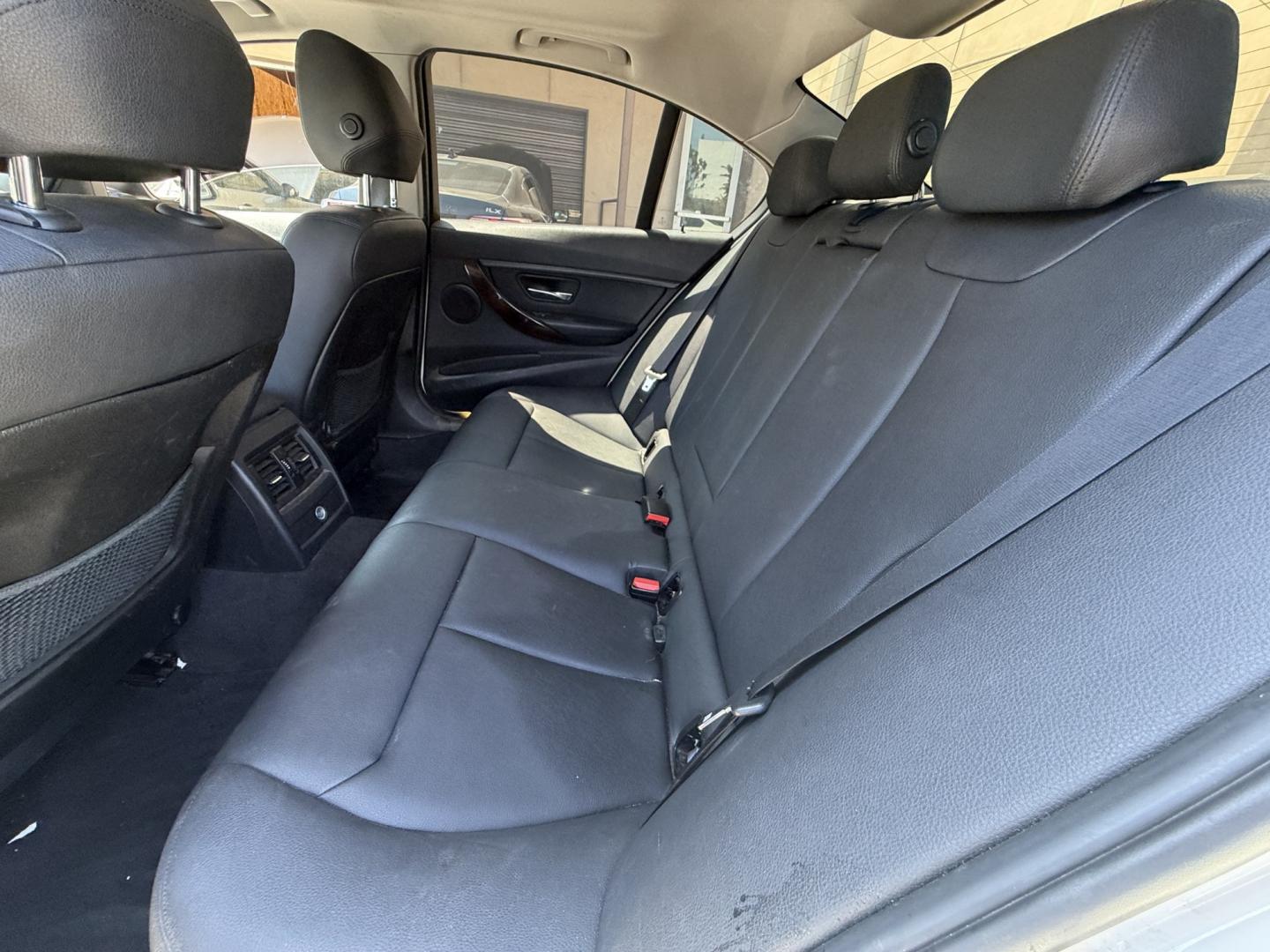 2014 Alpine White /Black BMW 3-Series 328i Sedan (WBA3C1C56EK) with an 2.0L L4 DOHC 16V engine, Automatic transmission, located at 30 S. Berkeley Avenue, Pasadena, CA, 91107, (626) 248-7567, 34.145447, -118.109398 - DEALER IDENTIFIER: Crown City Motors Sales | Buy Here Pay Here Pasadena TARGET REGIONS: Pasadena, San Gabriel Valley, Riverside, San Bernardino FINANCING SPECIALTY: Subprime Auto Lending, In-House Financing, Bad Credit Car Loans CA VEHICLE: 2014 BMW 320i Sedan (VIN: WBA3C1C56EK105247) 2014 BMW- Photo#8